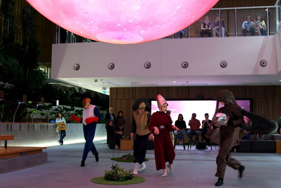 (2022). Act VII, The Mirror Sphere. [Photograph]. Taken by Author.