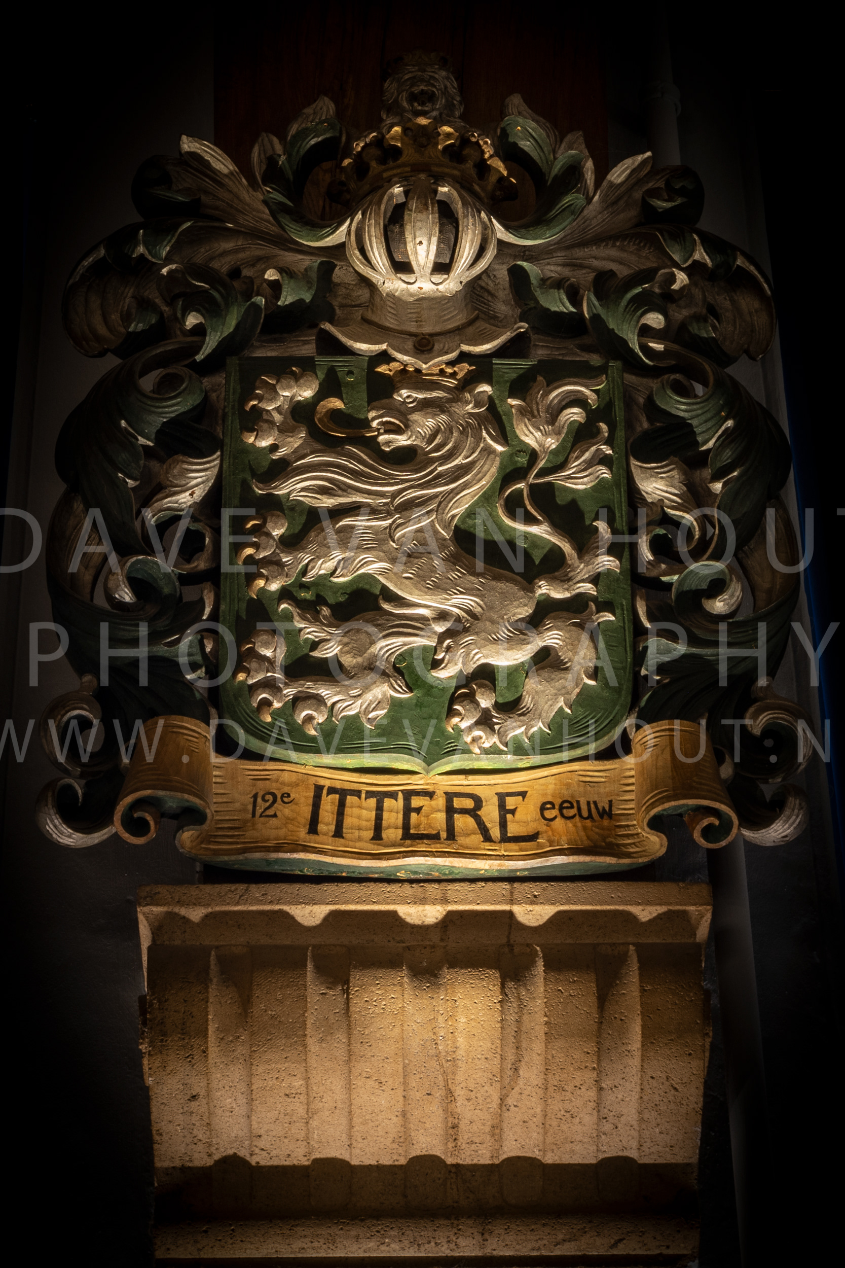 008 120 Schilden Raadzaal