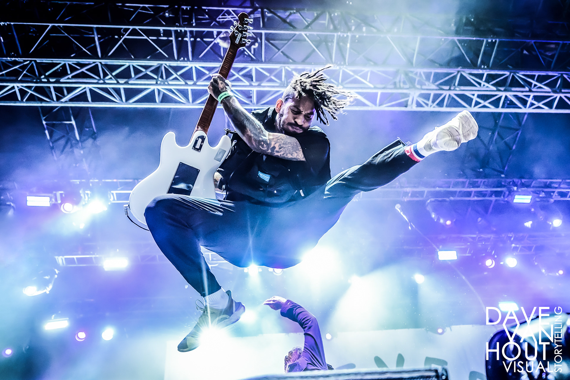 025 Fever 333 - Stephen Harrison - Jera on Air 2019