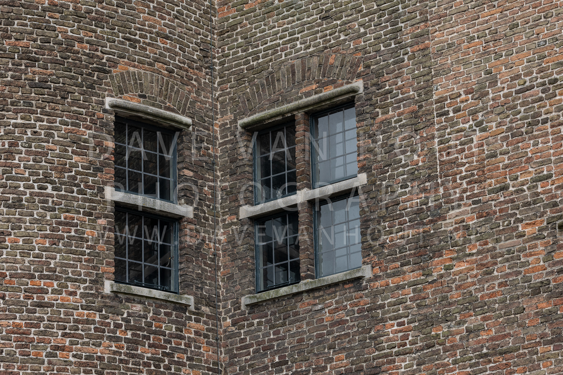 003 030 en 031 Voorgevel kasteel bouwsporen