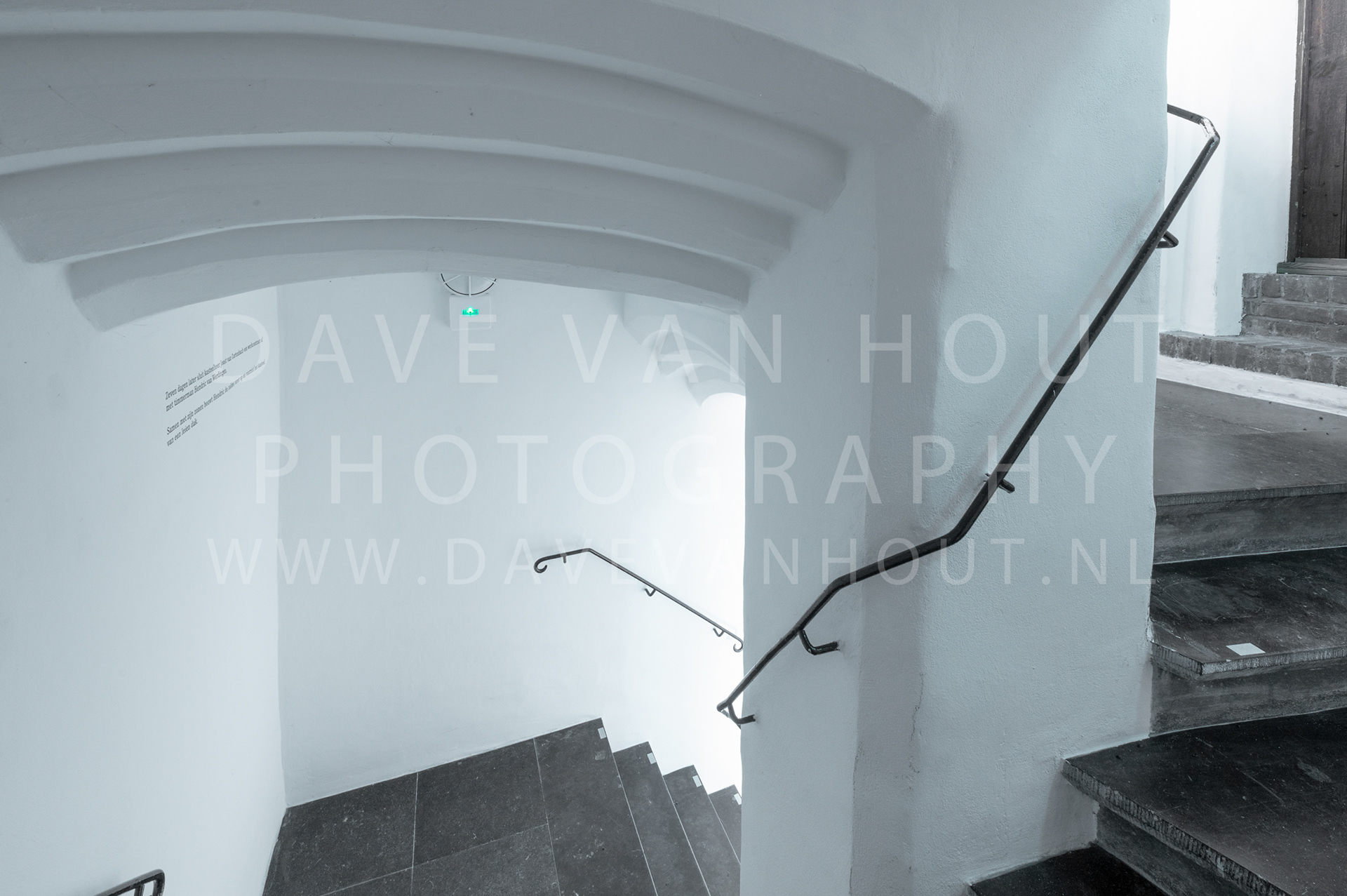 008 046 Traptoren