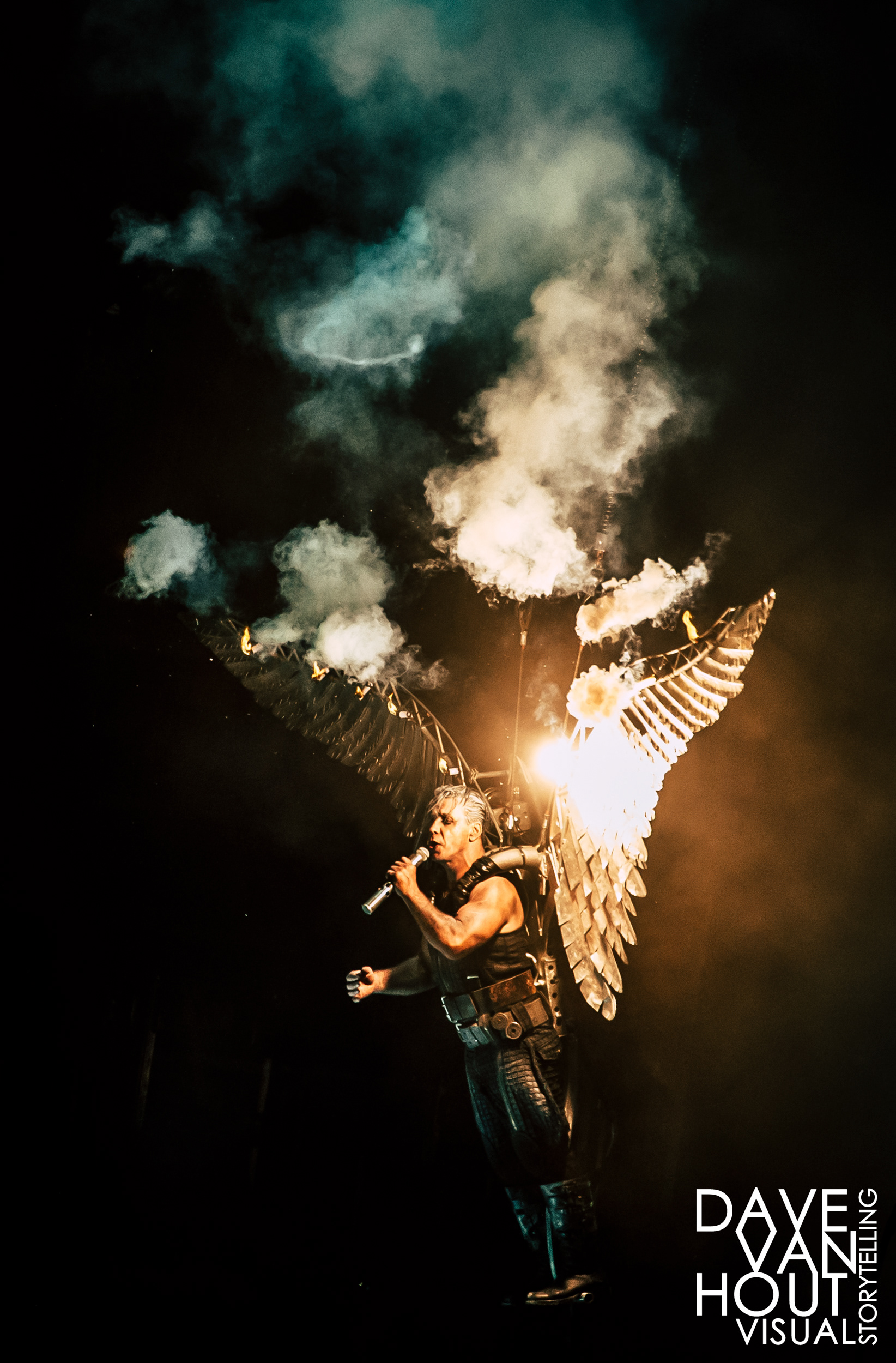 028 Rammstein - Till Lindemann Pinkpop 2016