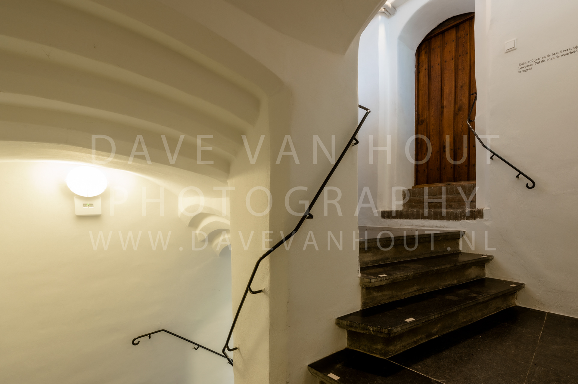 007 046 Traptoren