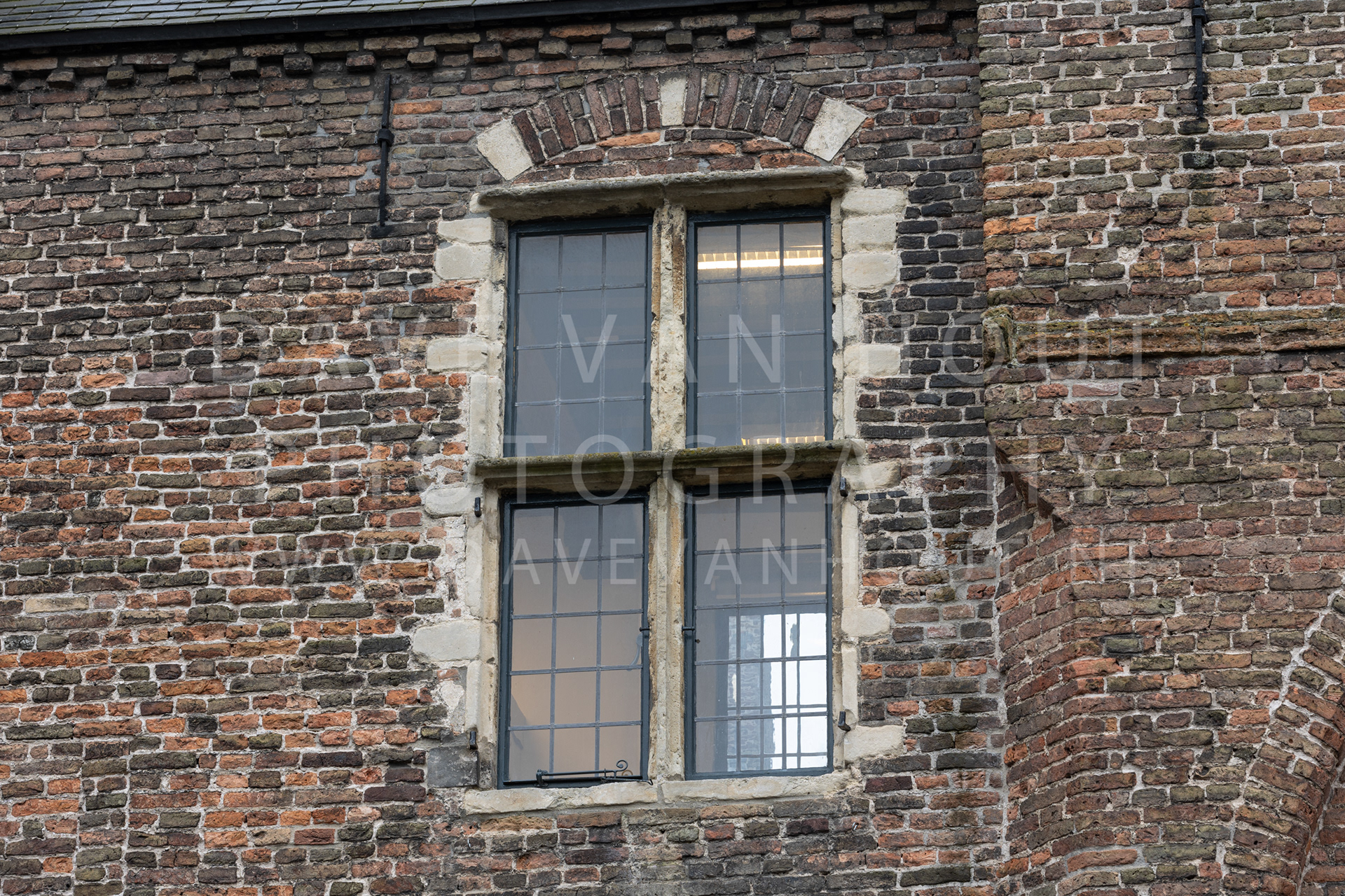 004 030 en 031 Voorgevel kasteel bouwsporen