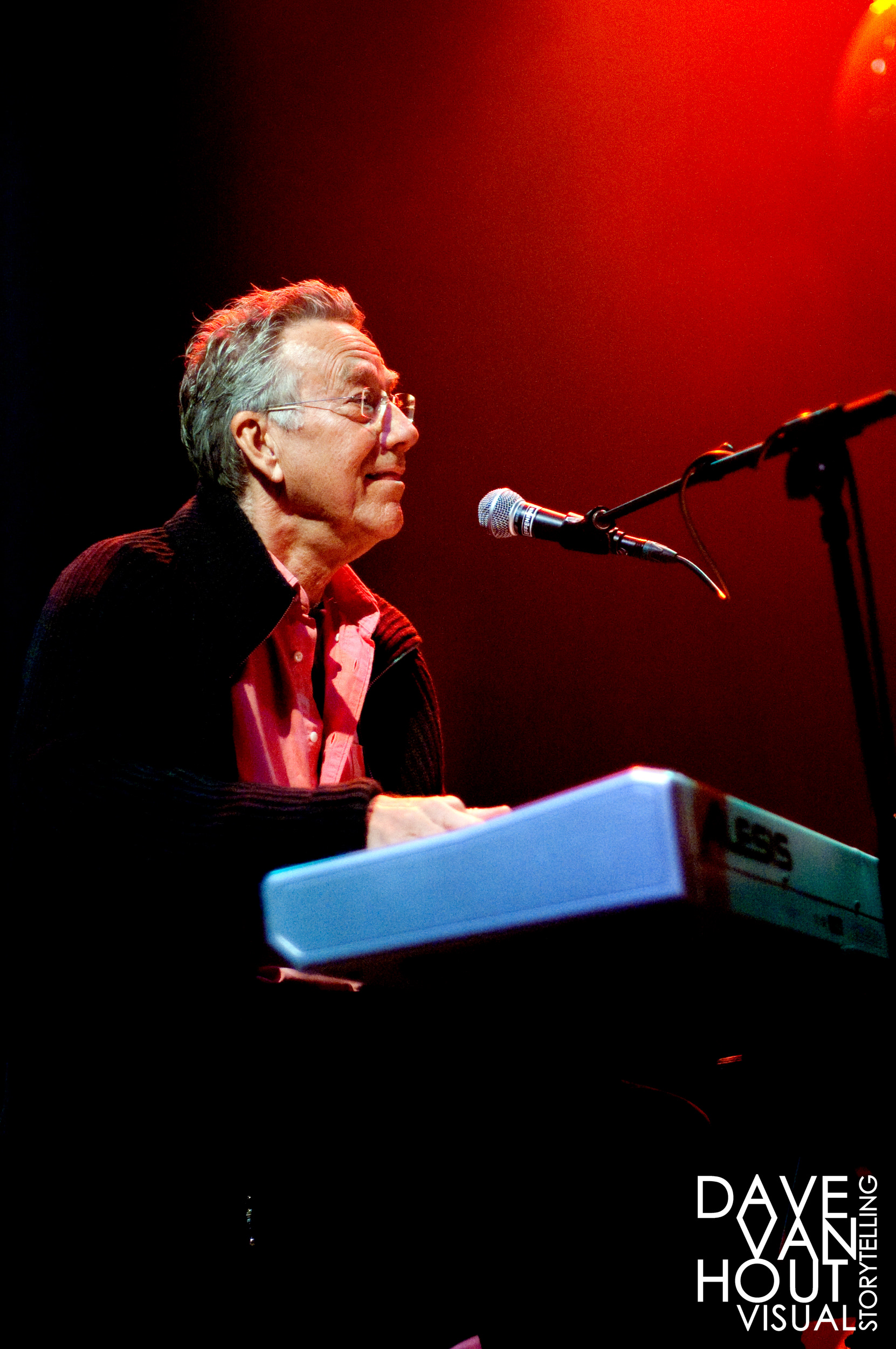 018 Riders on the Storm - Ray Manzarek - Effenaar 2007