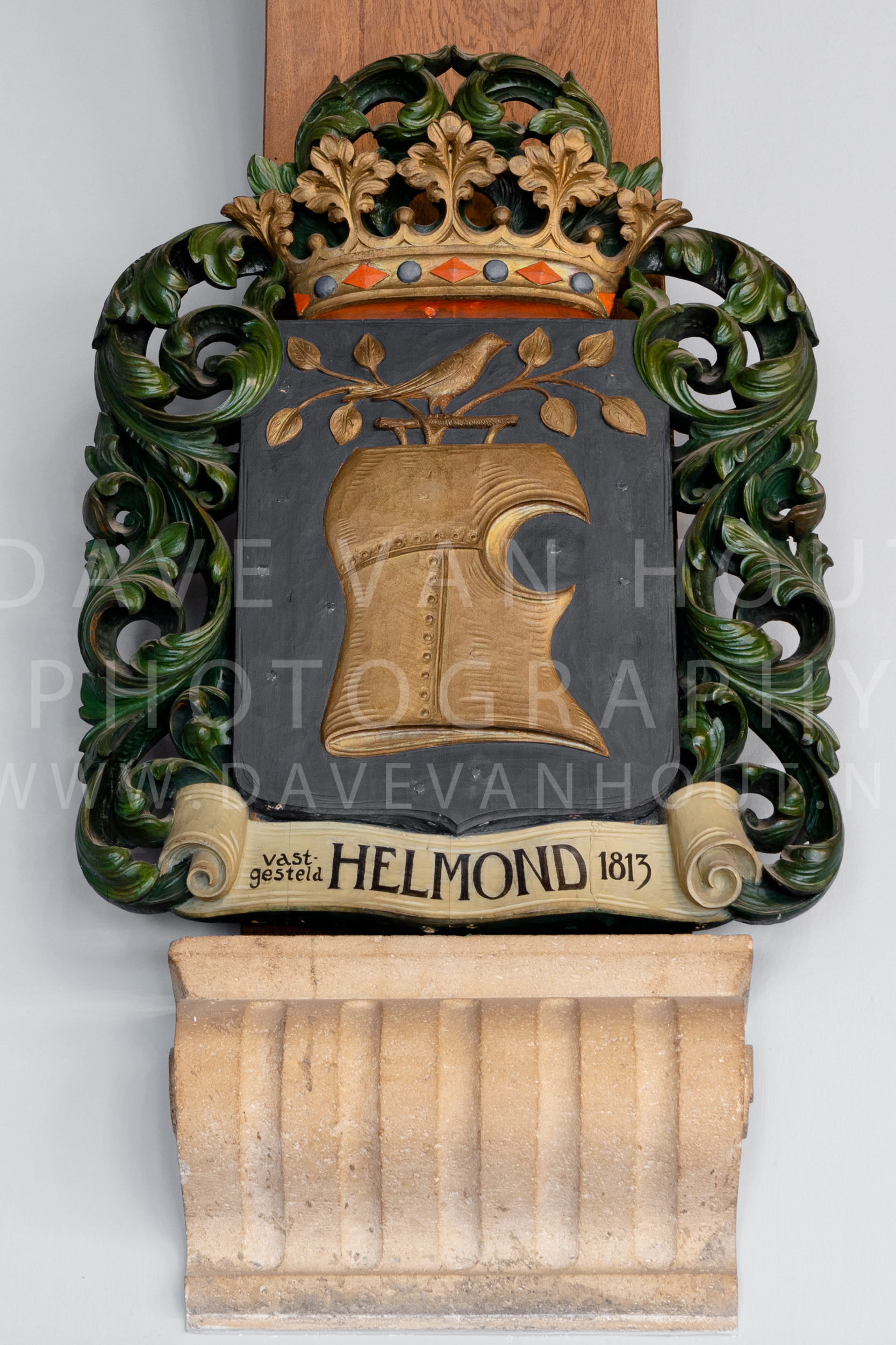 009 120 Schilden Raadzaal