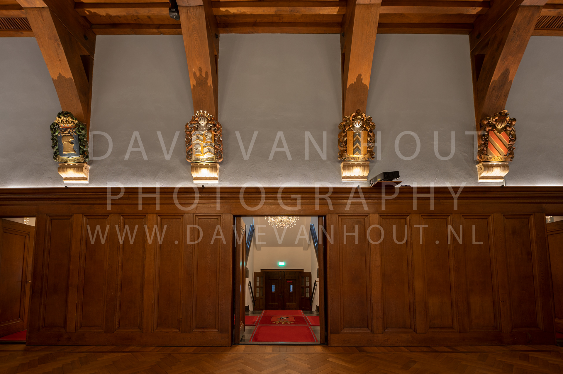003 117 Raadzaal