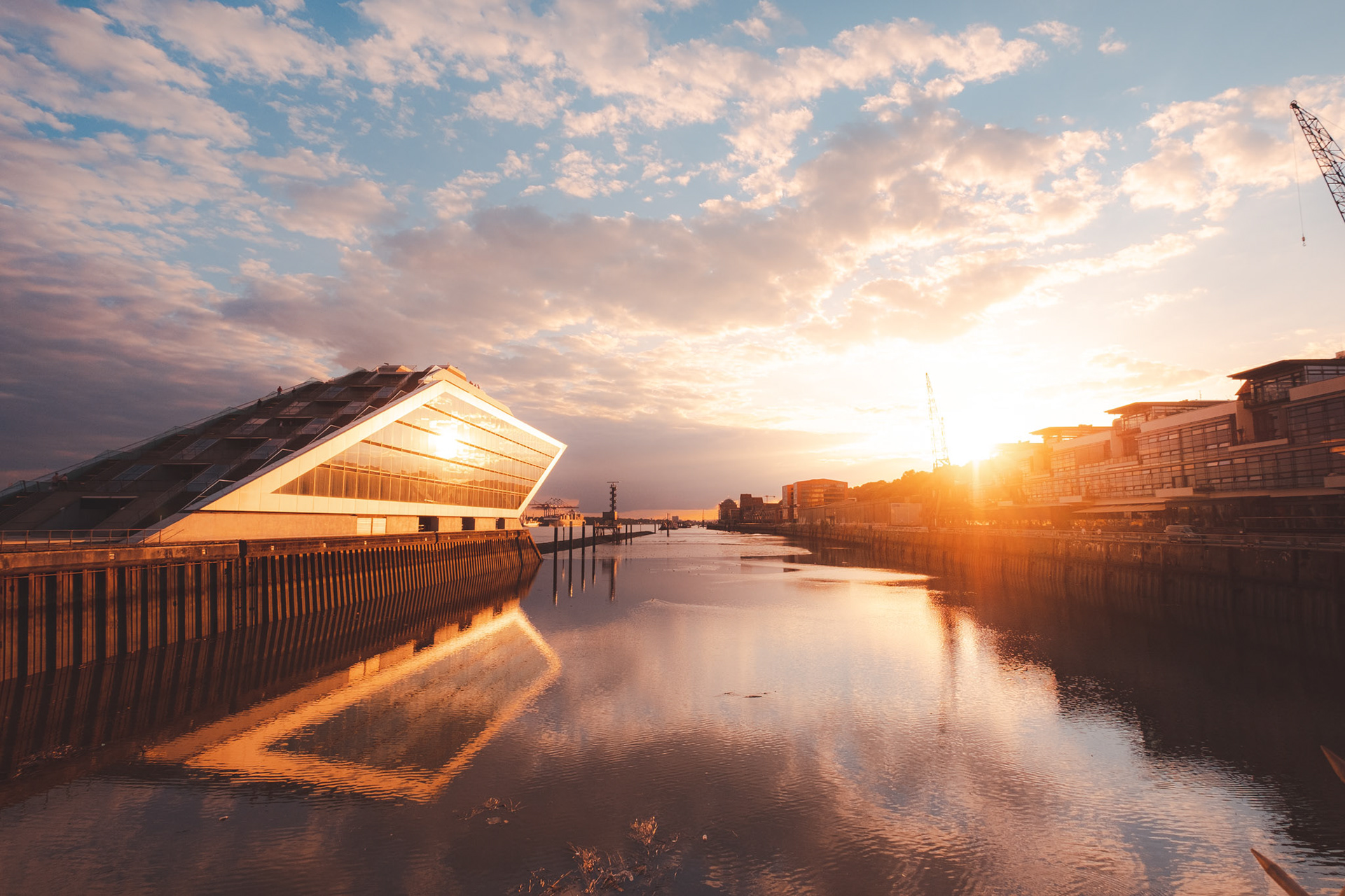 Dockland zum Sonnenuntergang