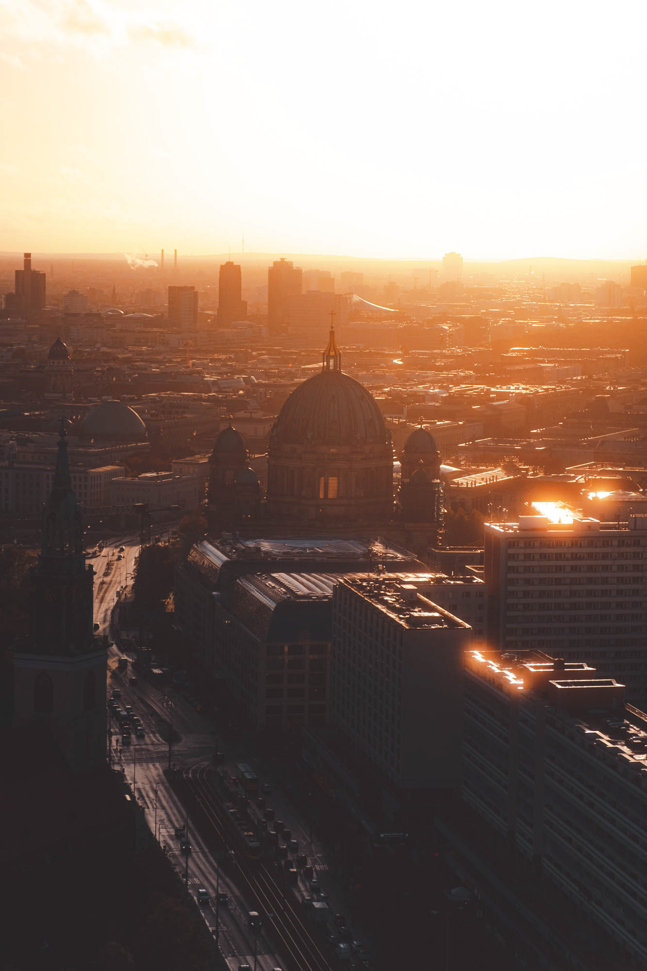 Berliner Dom zum Sonnenuntergang