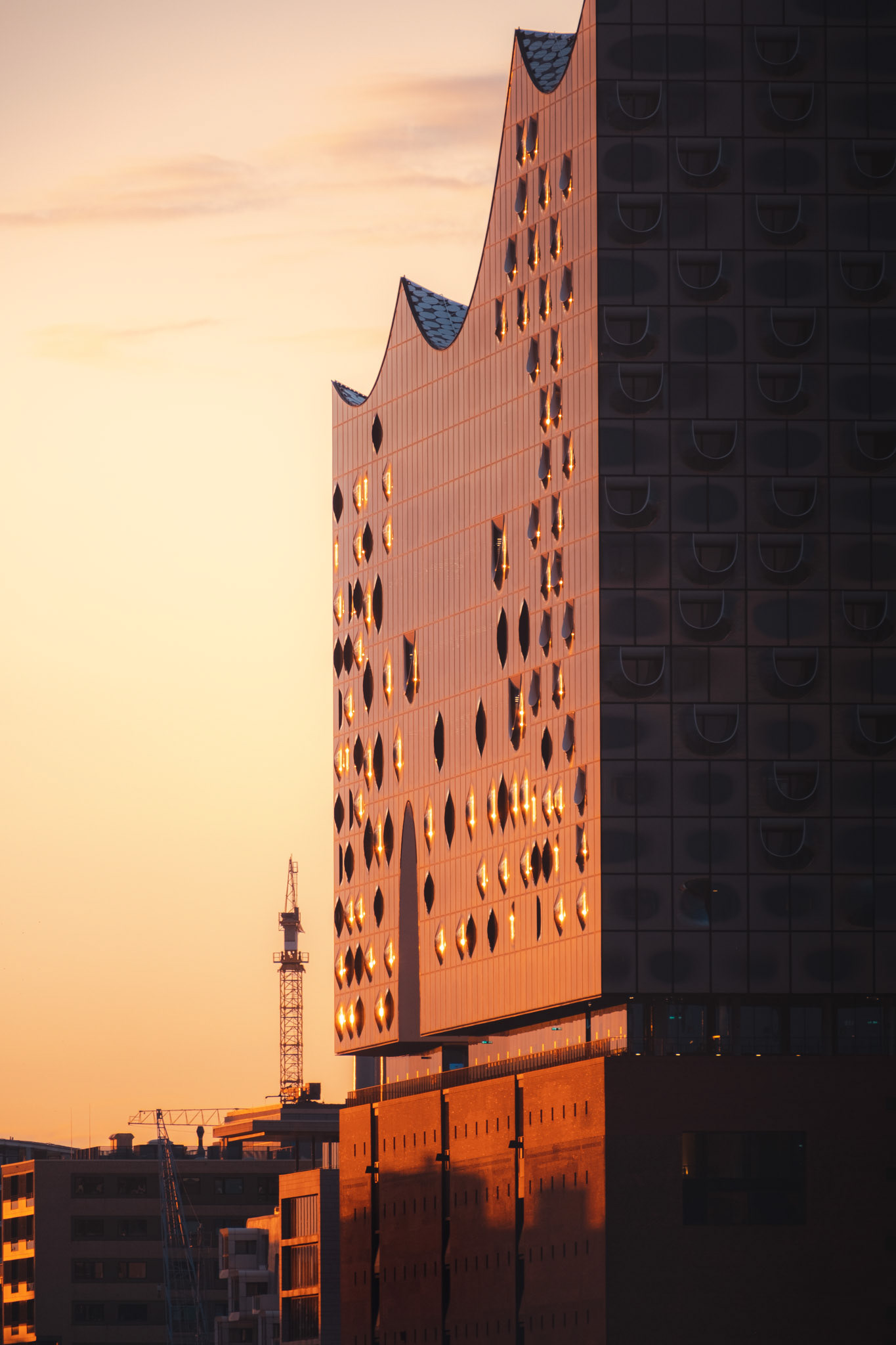 Elbphilharmonie zum Sonnenaufgang