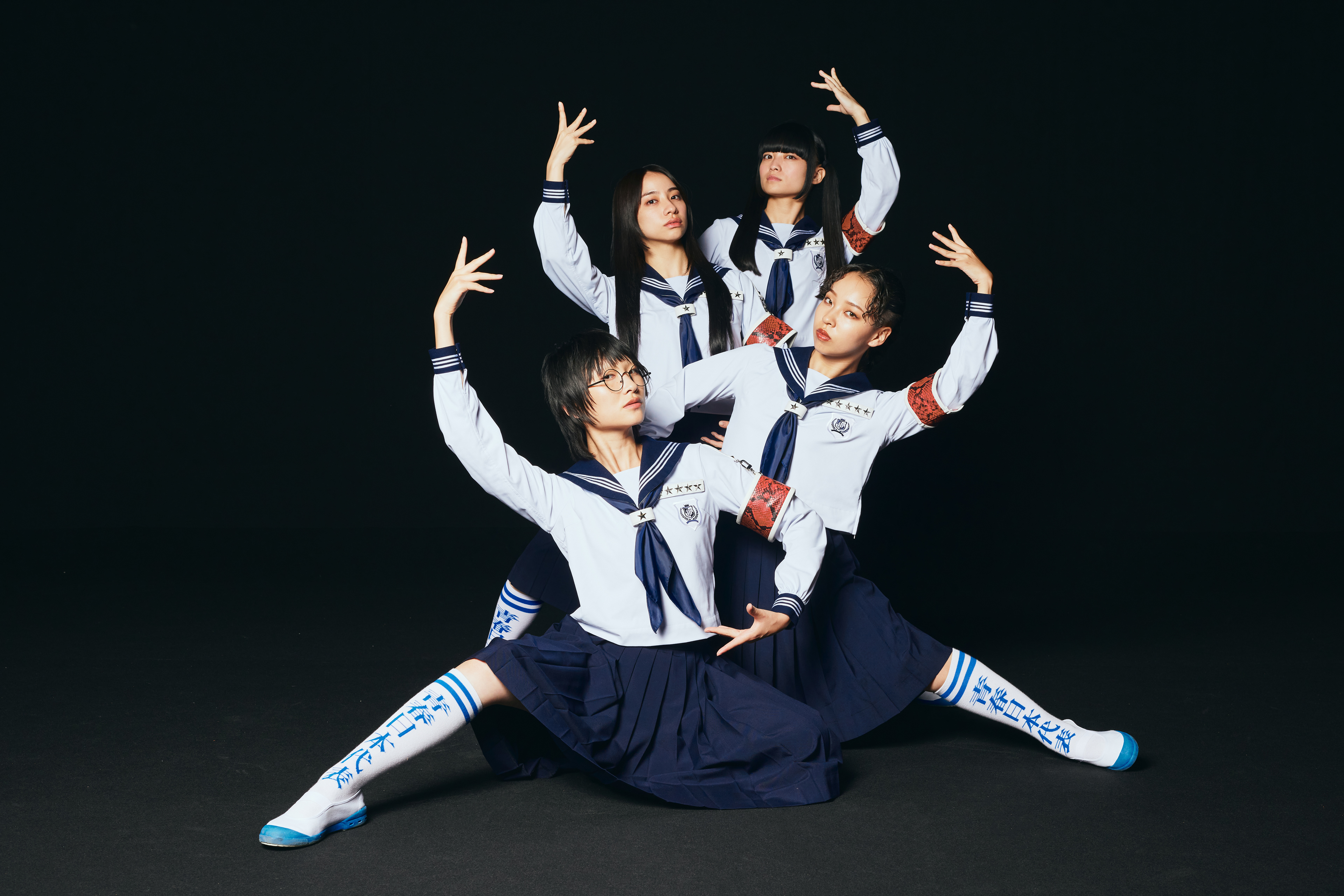 新しい学校のリーダーズ アーティスト写真