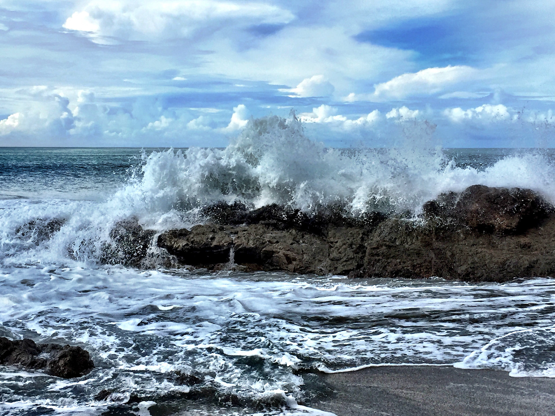 High Tide Sculpture | Montezuma | Nicoya Peninsula | Costa Rica