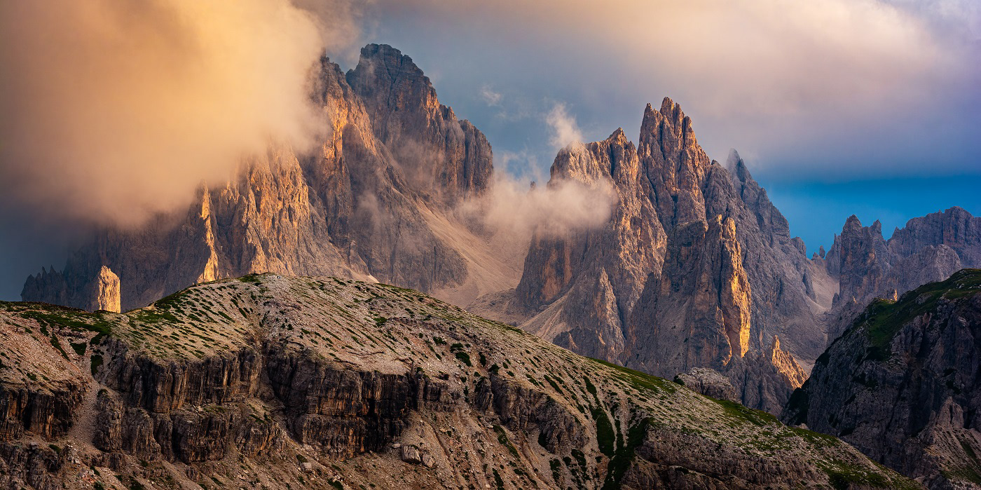 Cadini-Gruppe in den Dolomiten im Sonnenuntergang