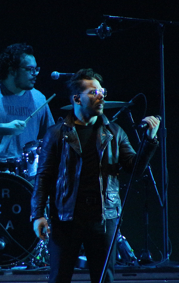 arizona at o2 arena