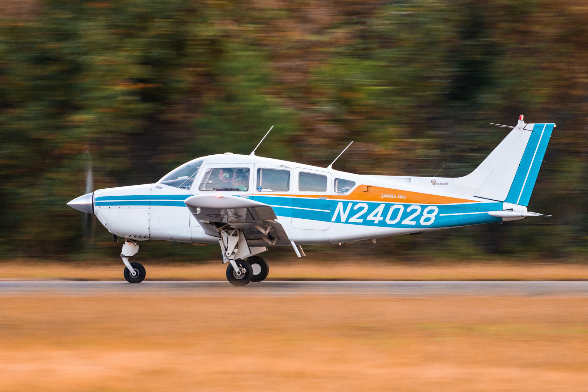 1977 Beechcraft C24R Sierra 200