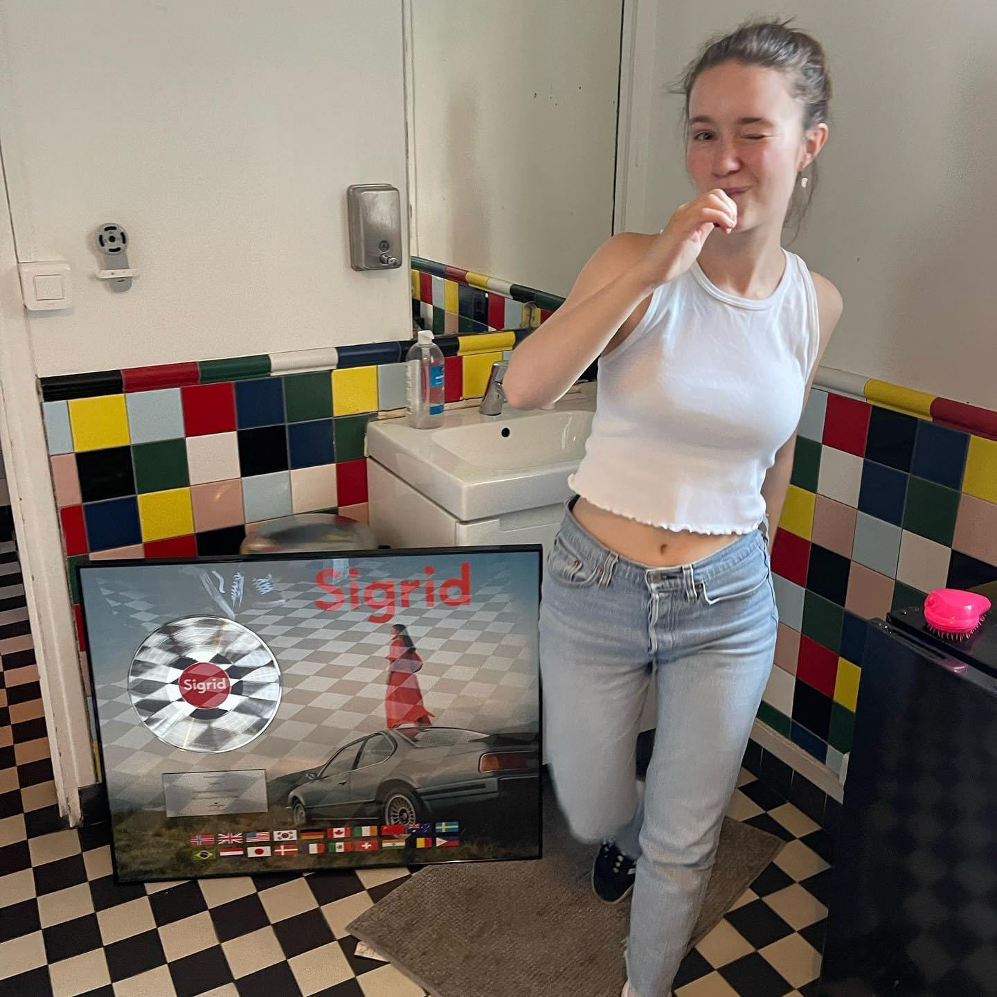 Sigrid - < Mixed >