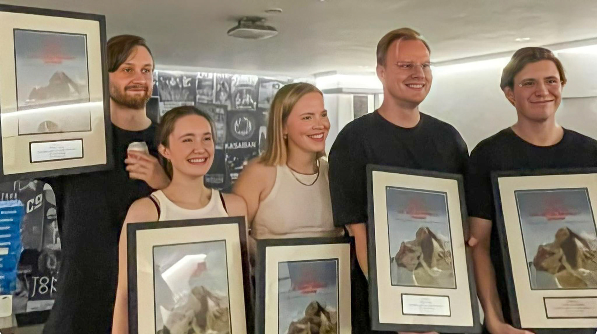 Sigrid - < Mixed >