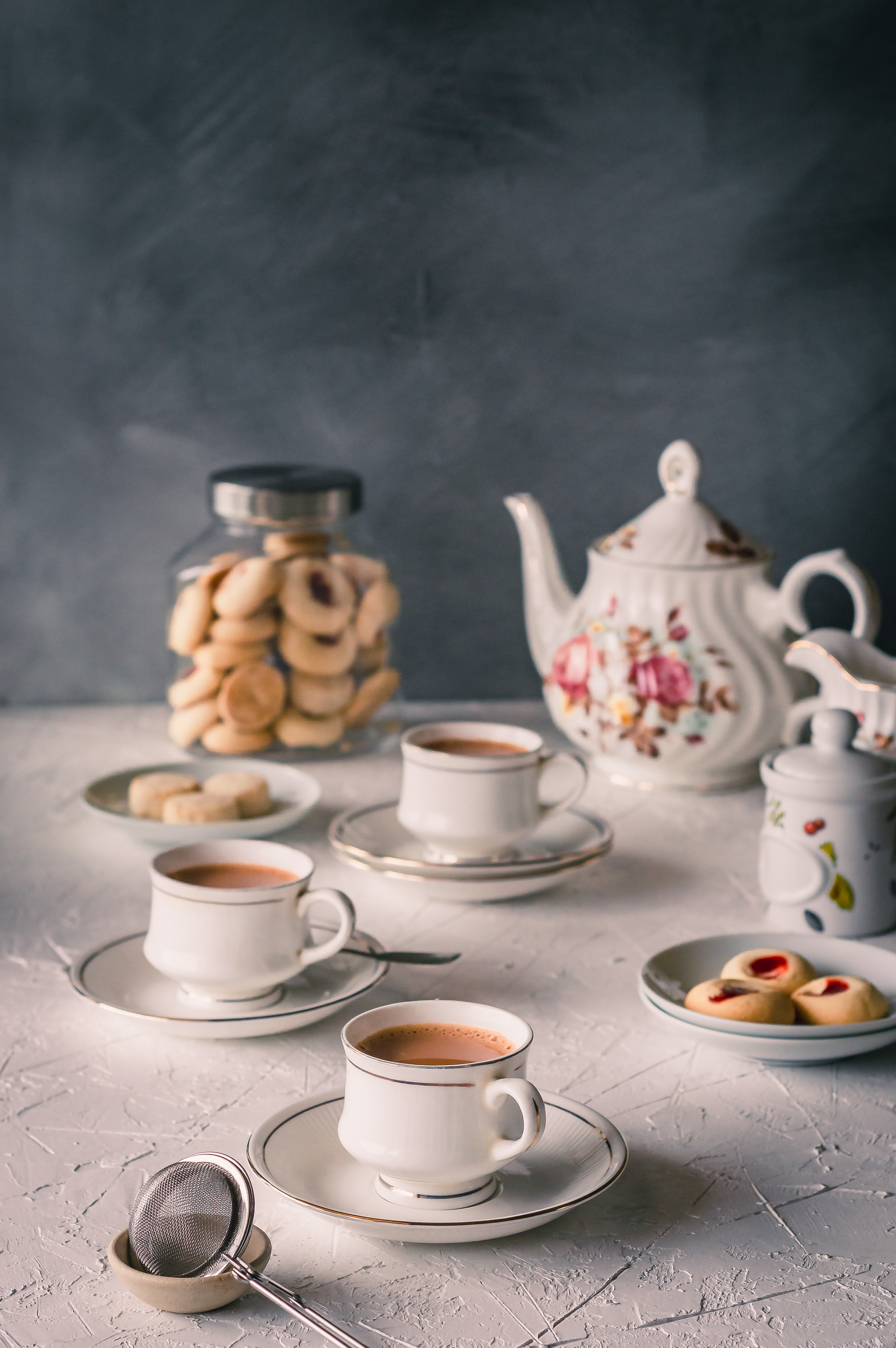 Afternoon Tea, Retro effect, British Raj influence on Indian cuisine