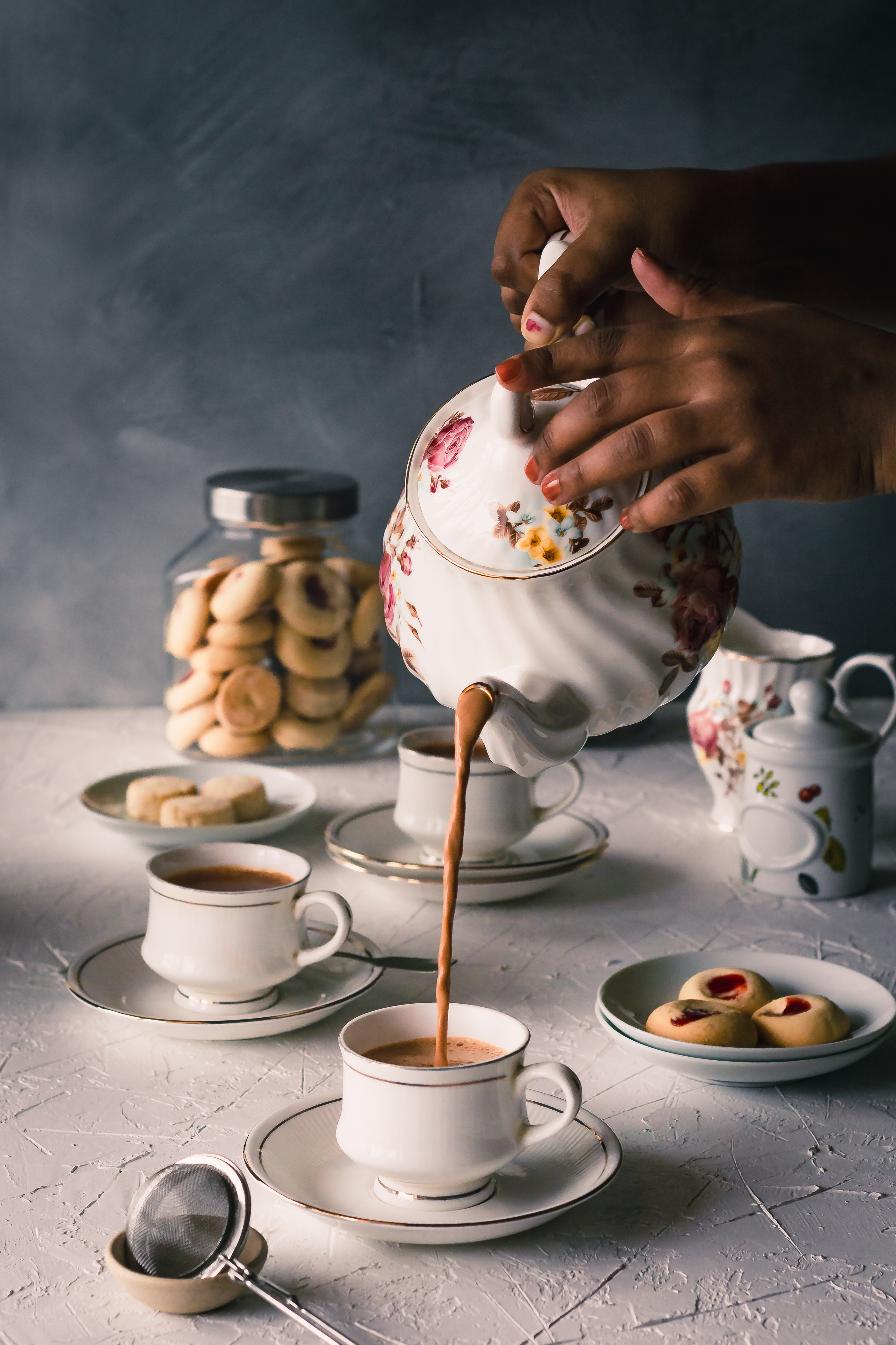 Afternoon Tea, Retro effect, British Raj influence on Indian cuisine