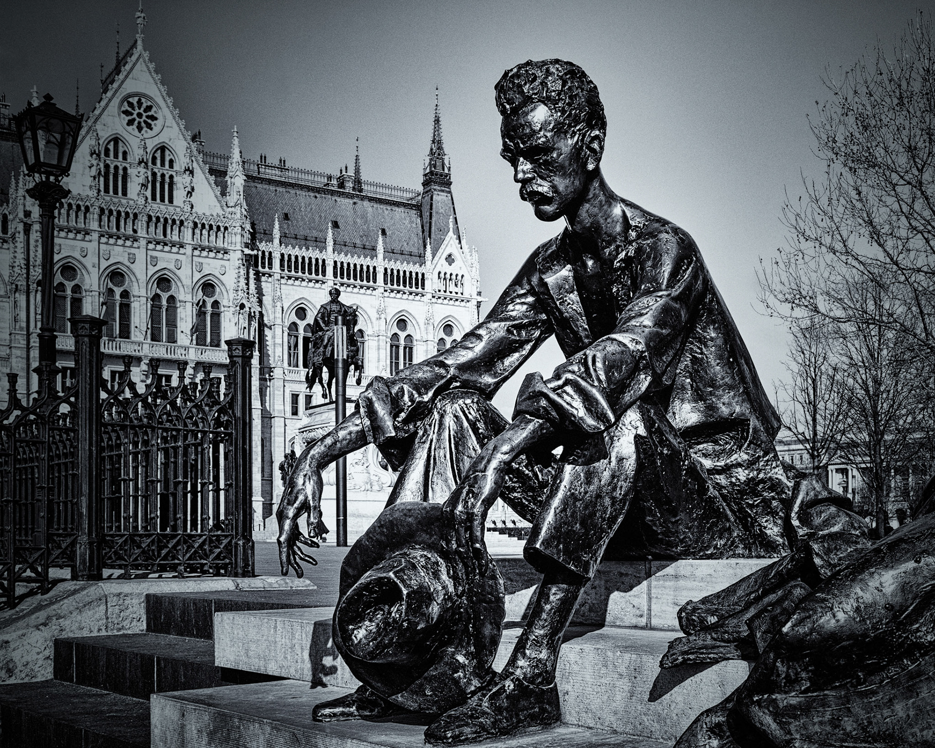 Attila Jozsef Statue Budapest