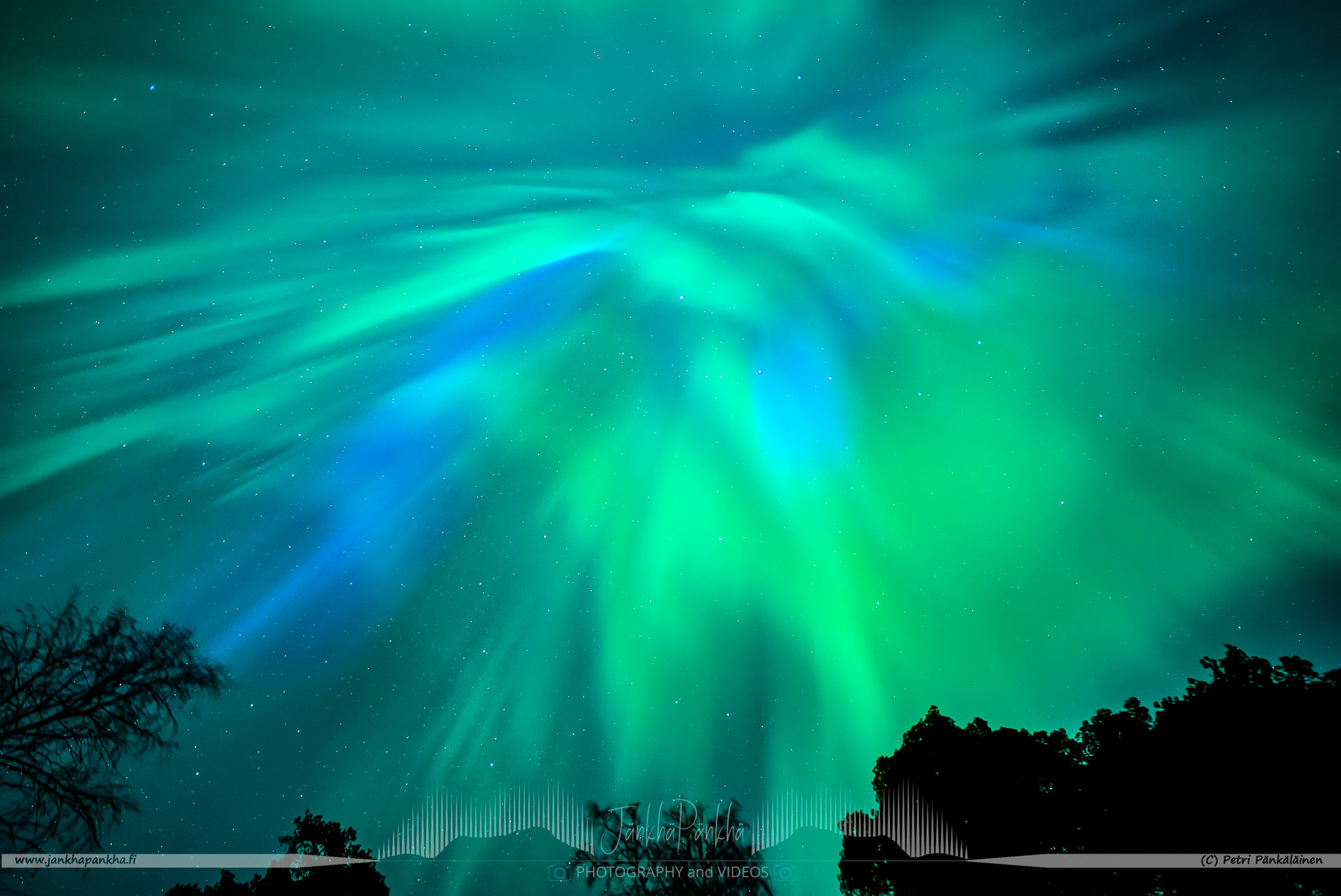 A very strong G3 and KP7 geomagnetic storm and blue northern lights in Vihtijärvi, Vihti in Finland. This is my regular spot in Southern Finland to hunt the northern lights. It is only 45min from my home and dark enough.