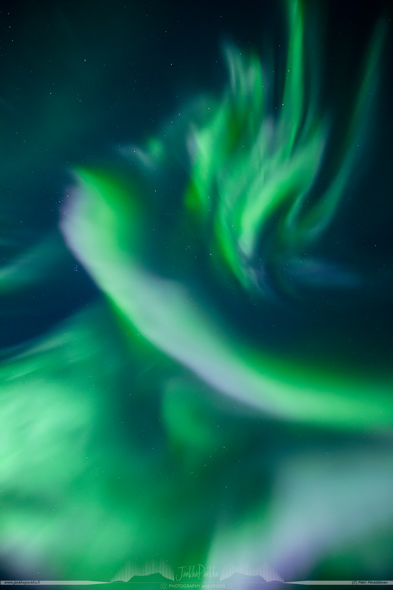 A massive northern lights corona exploded over us in Utsjoki, Finland. This was the first time I witnessed a corona.