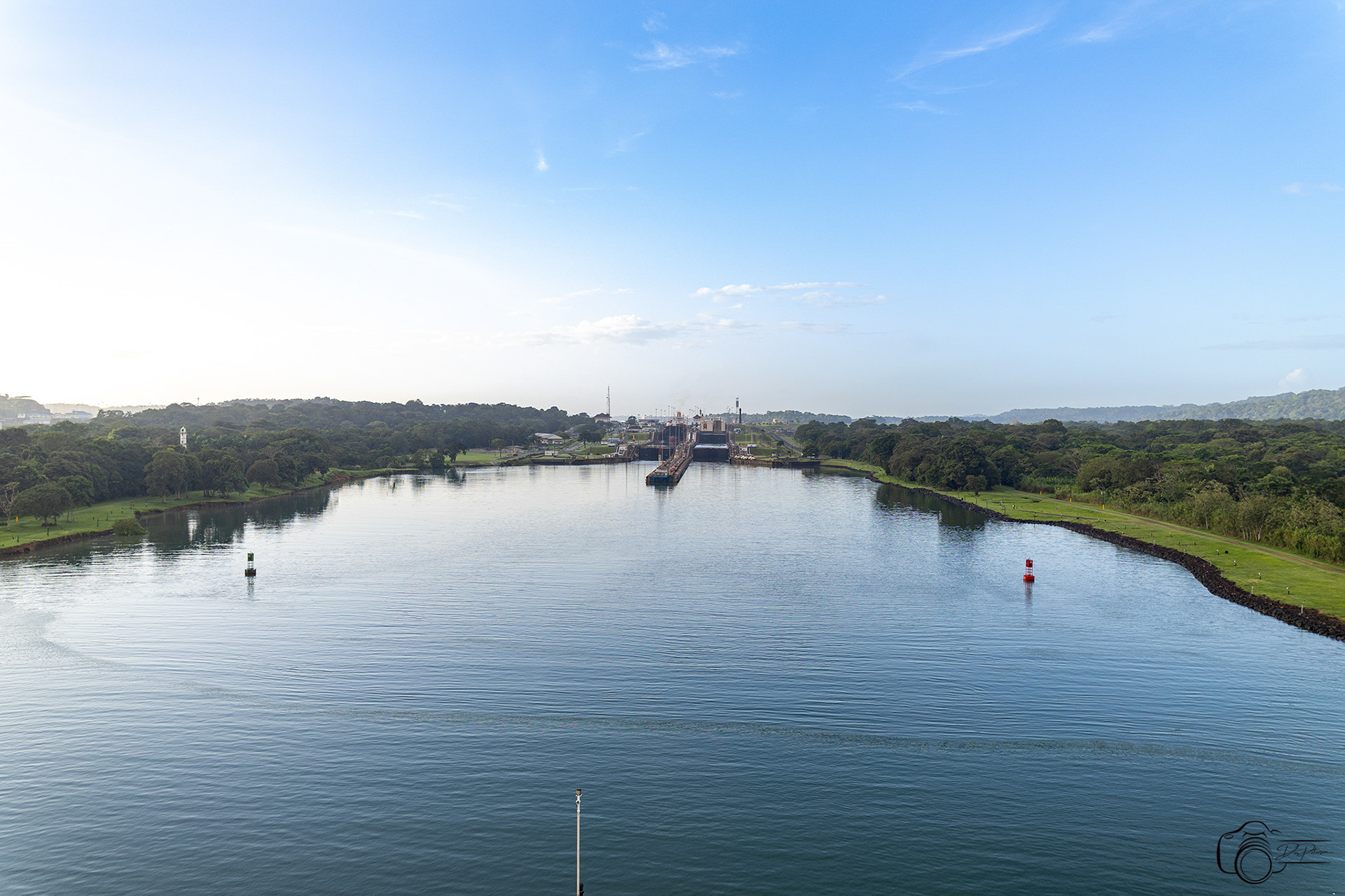 Approach to Gatun Locks
