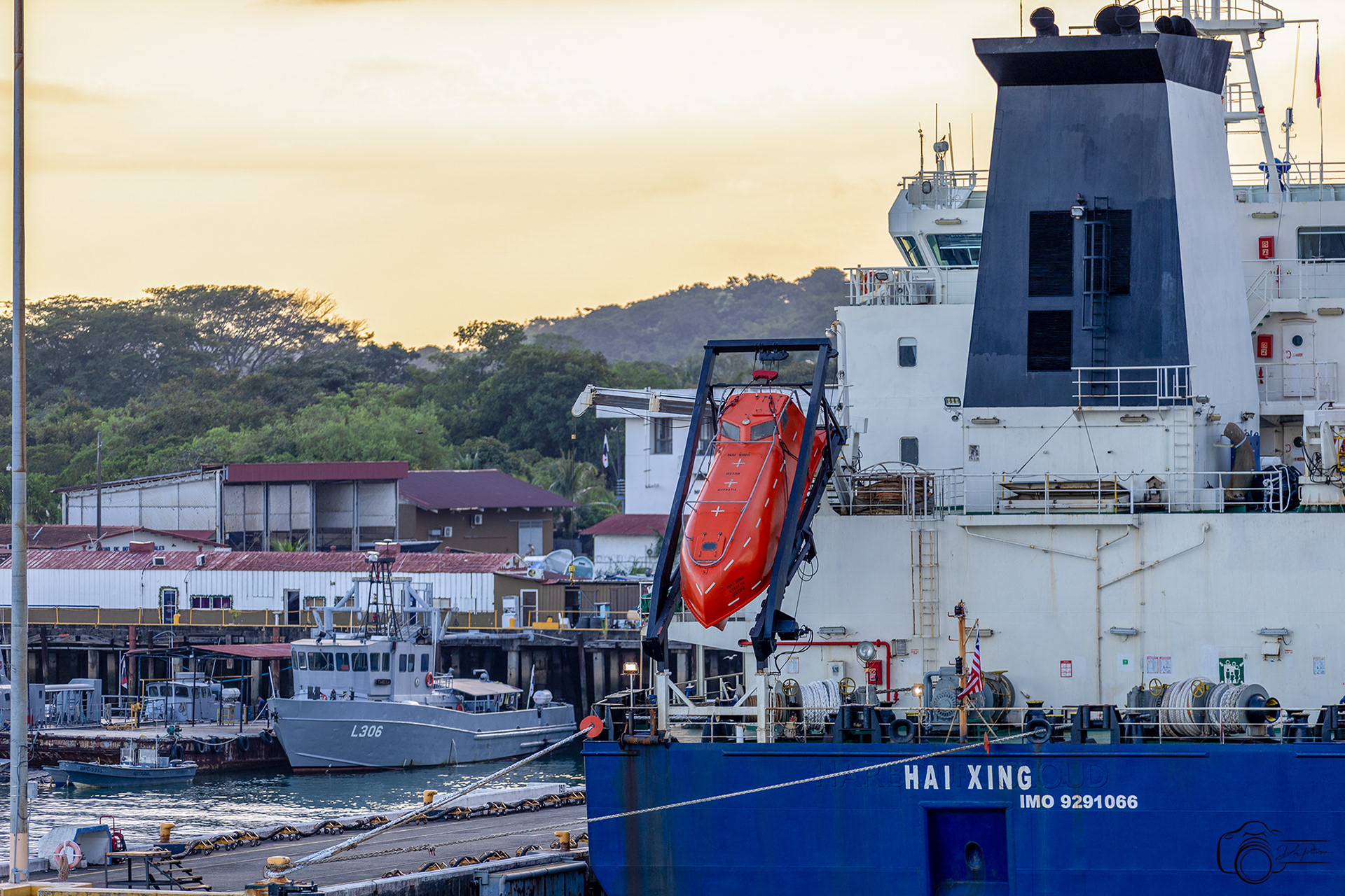 Lifeboat on back of Ship in Cocoli Locks