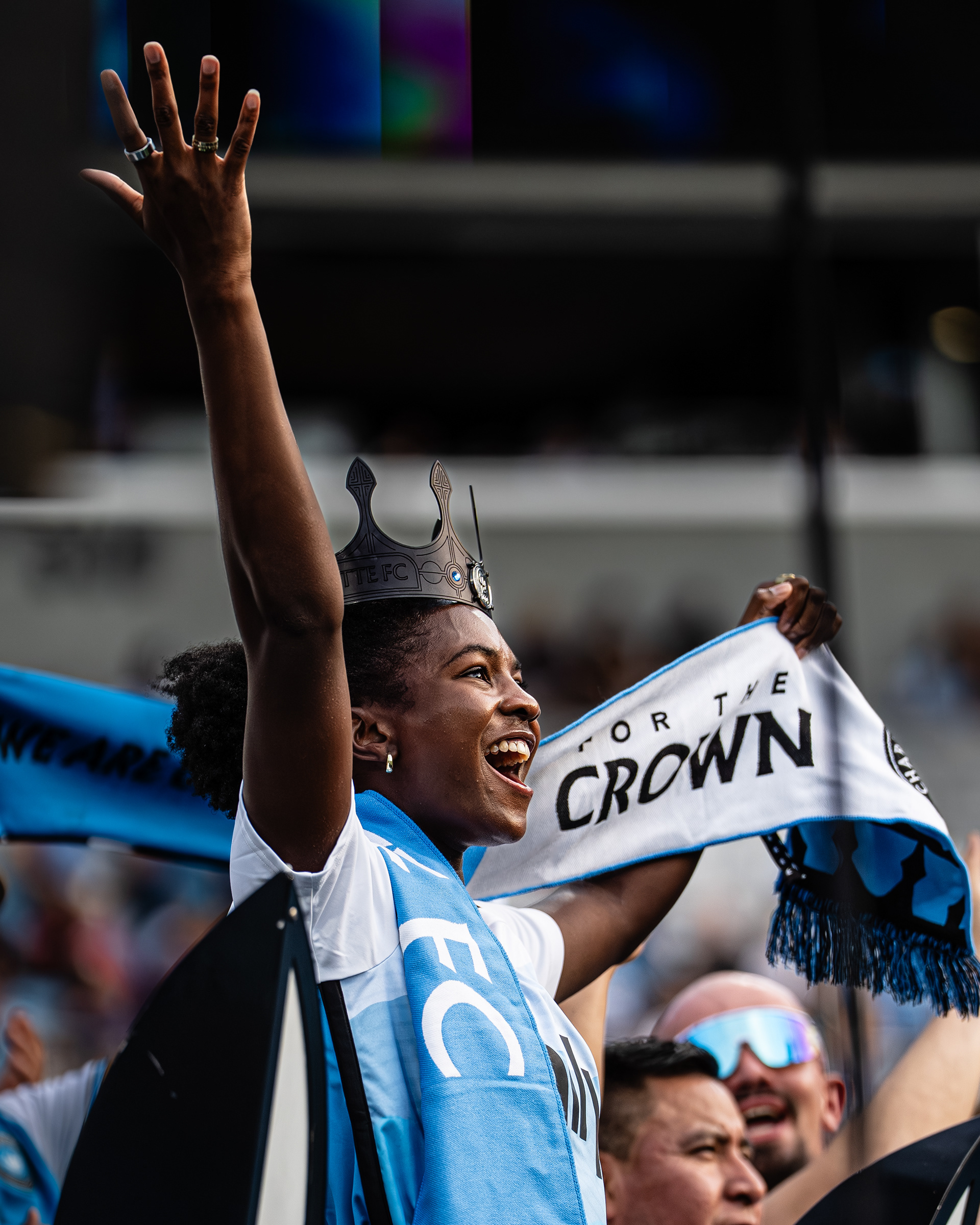 Charlotte FC supporters crown their queen from the stands, MLS, USA. © AndyMaxPhotography. All rights reserved.