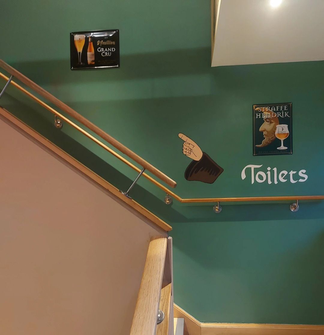 Toilet Sign