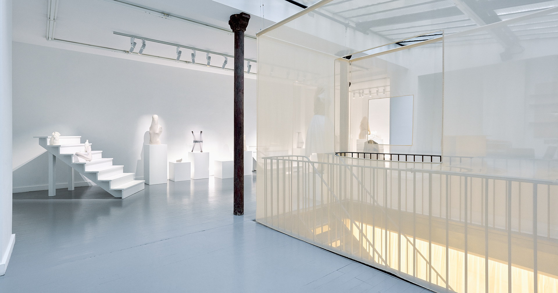 Scenography for Amomento, Paris fashion week 25ss