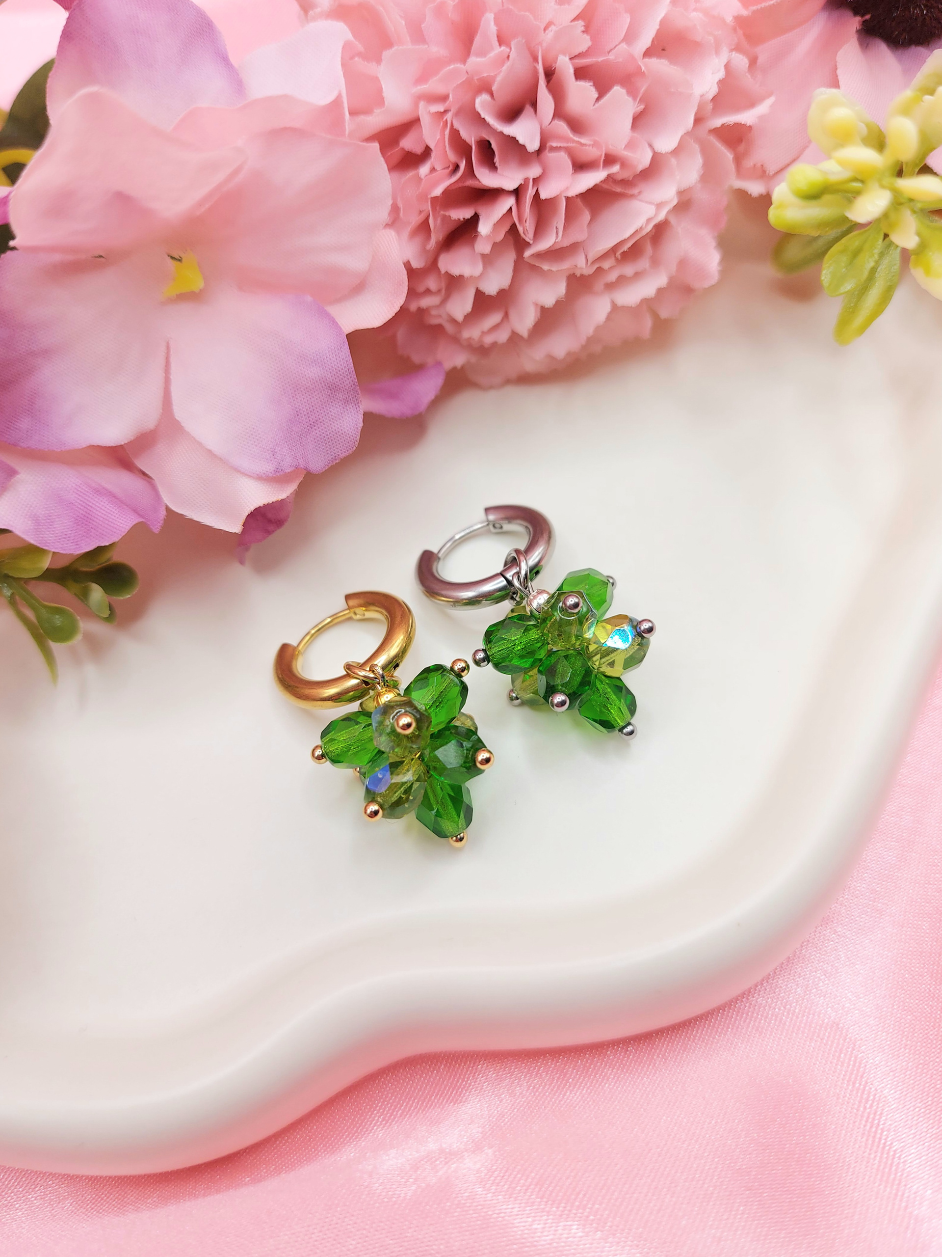 Lush (kirkkaanvihreä)