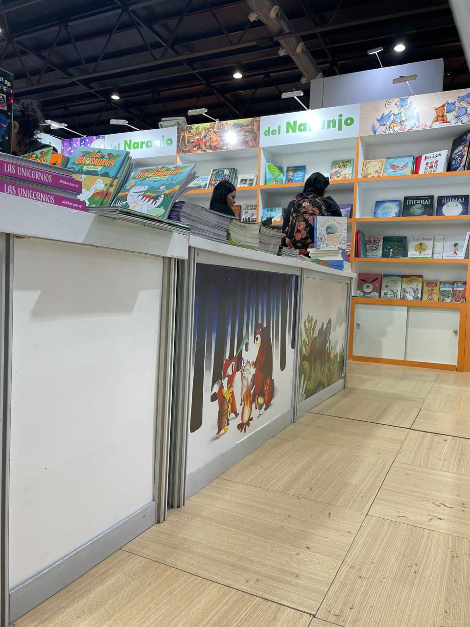  publishing house stand