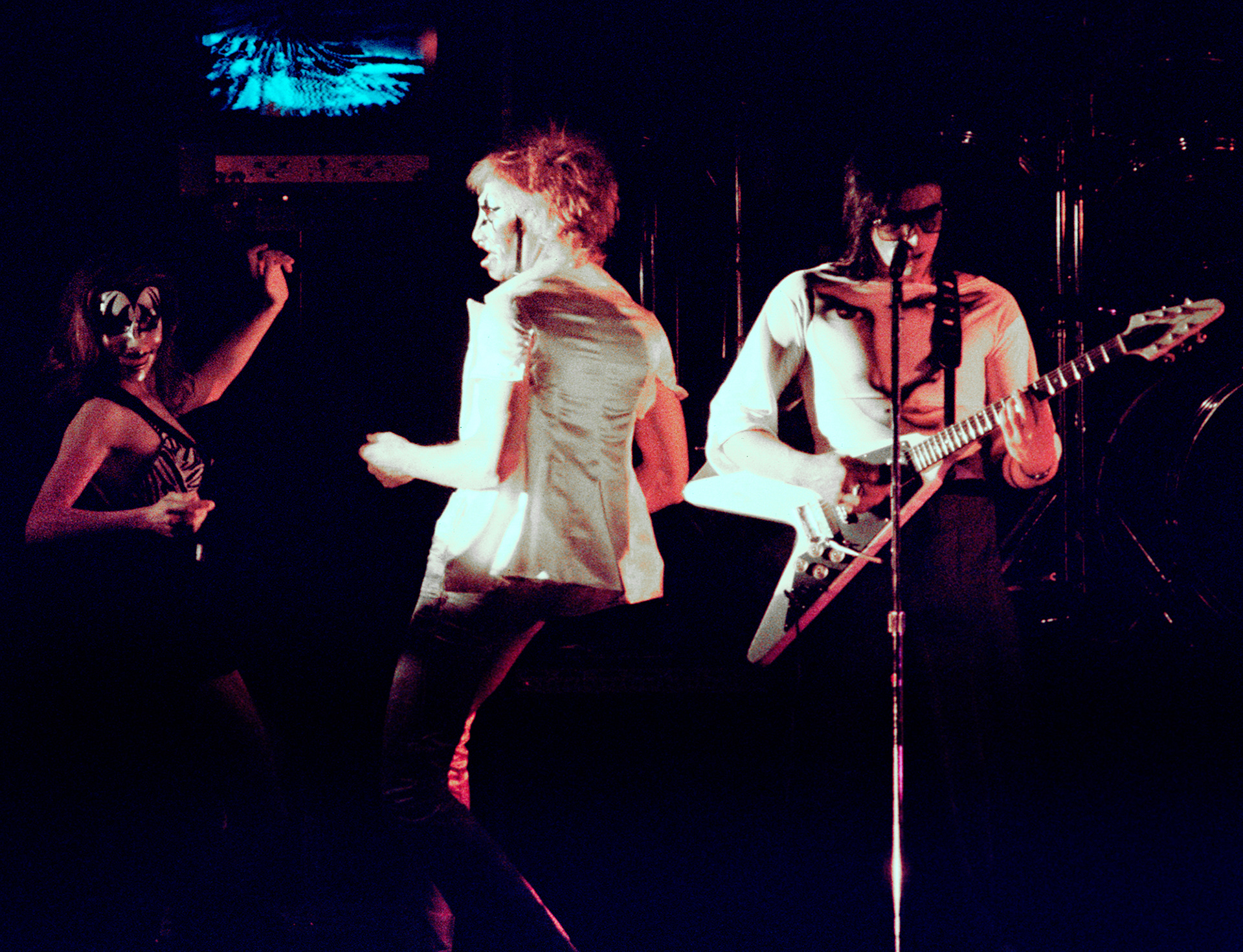 Fee Waybill • The Tubes