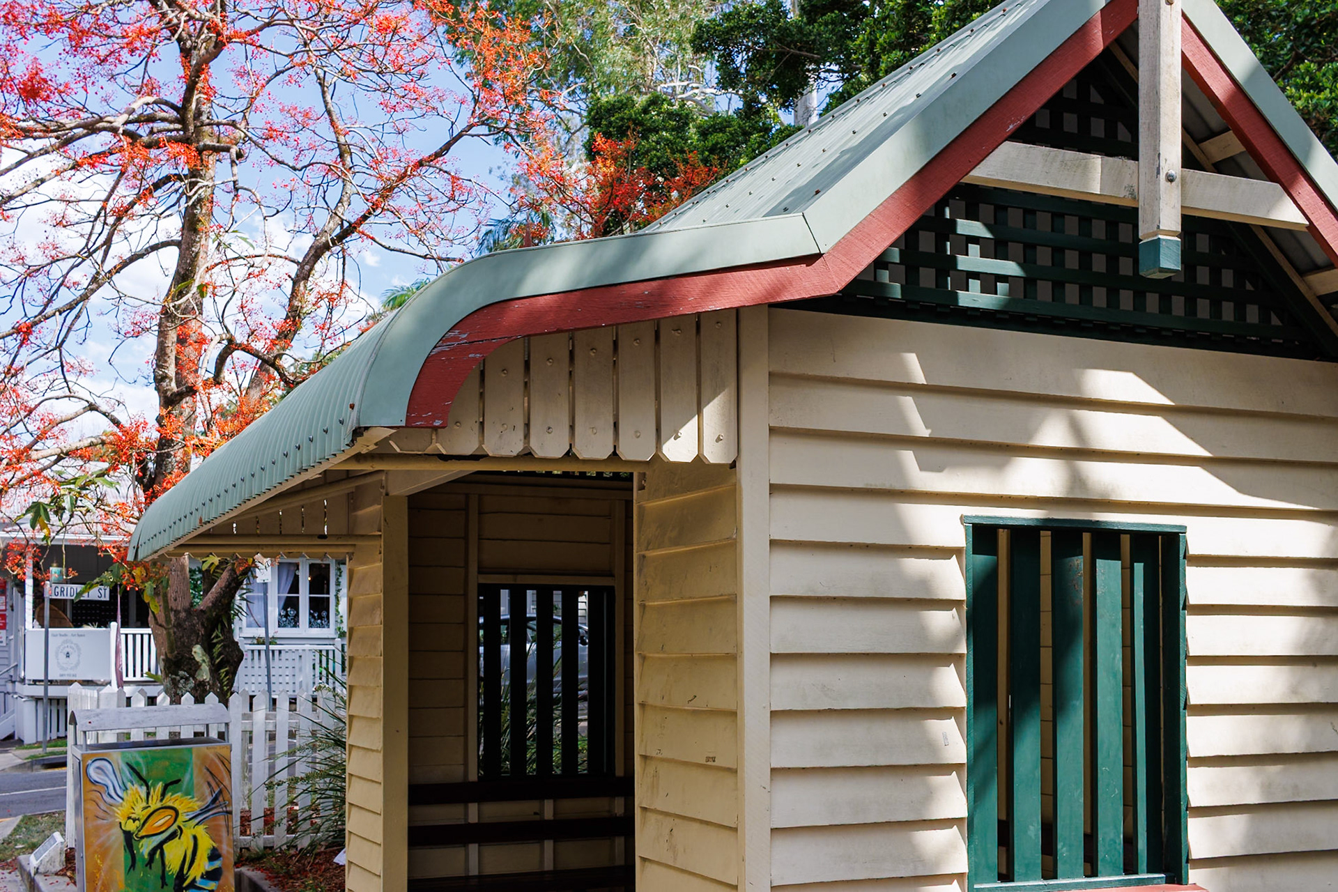 Eumundi bus stop