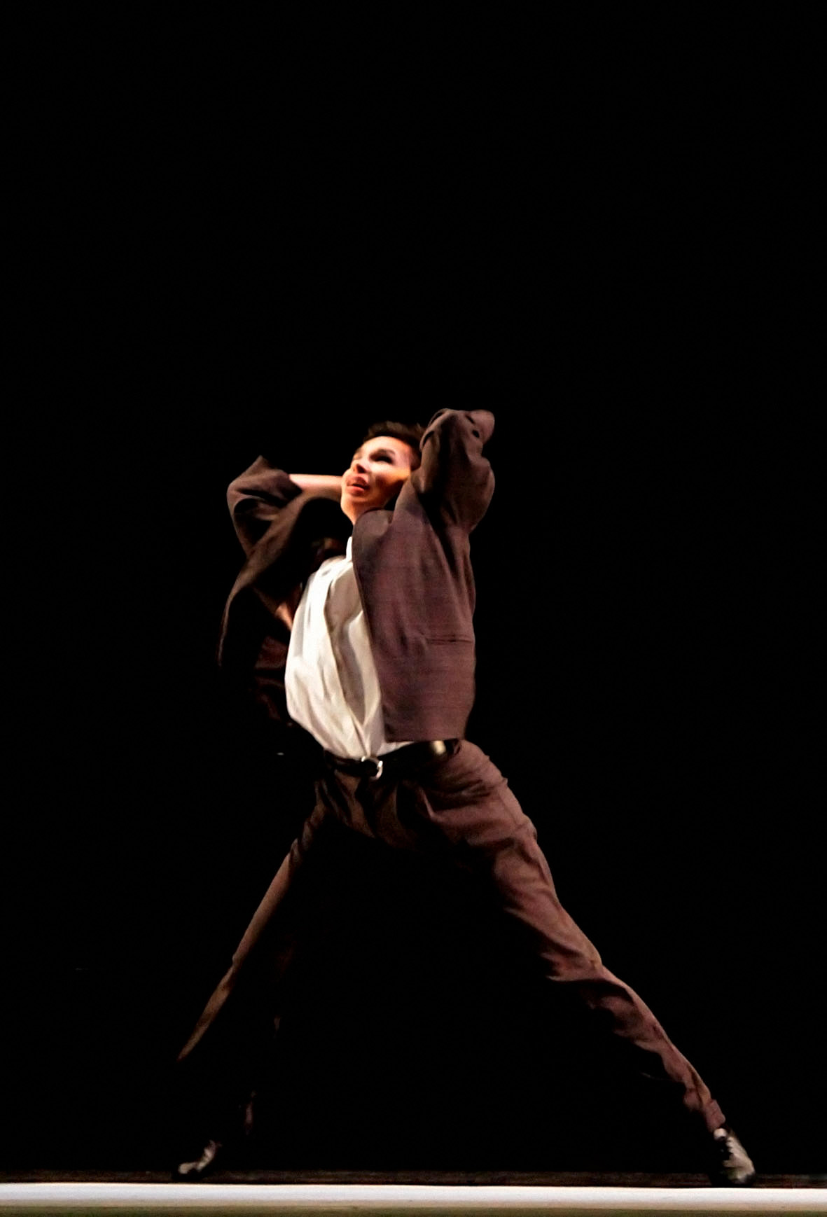 Thrirteen Gestures of a body