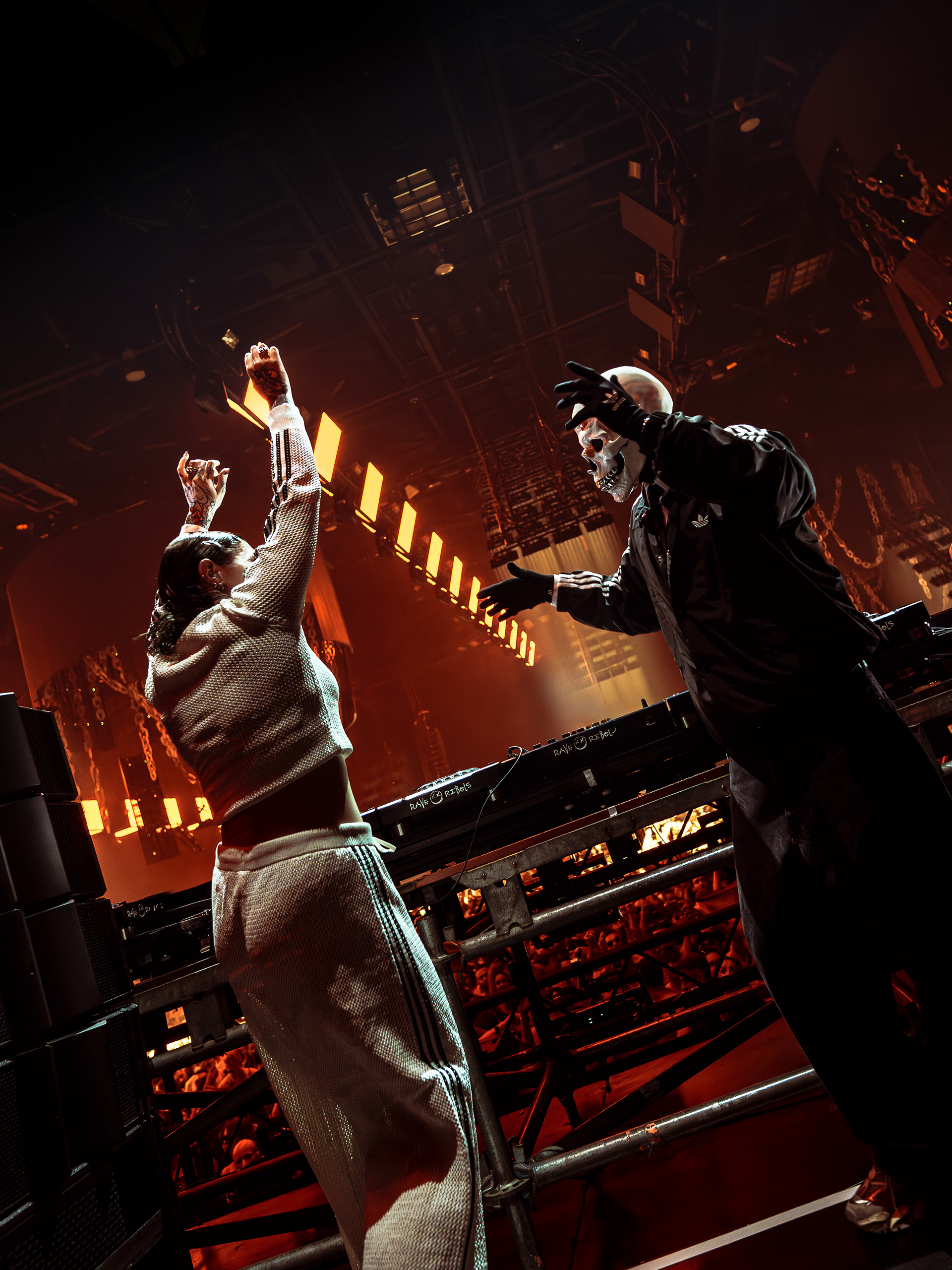 LESSS & VLADIMIR CAUCHEMAR