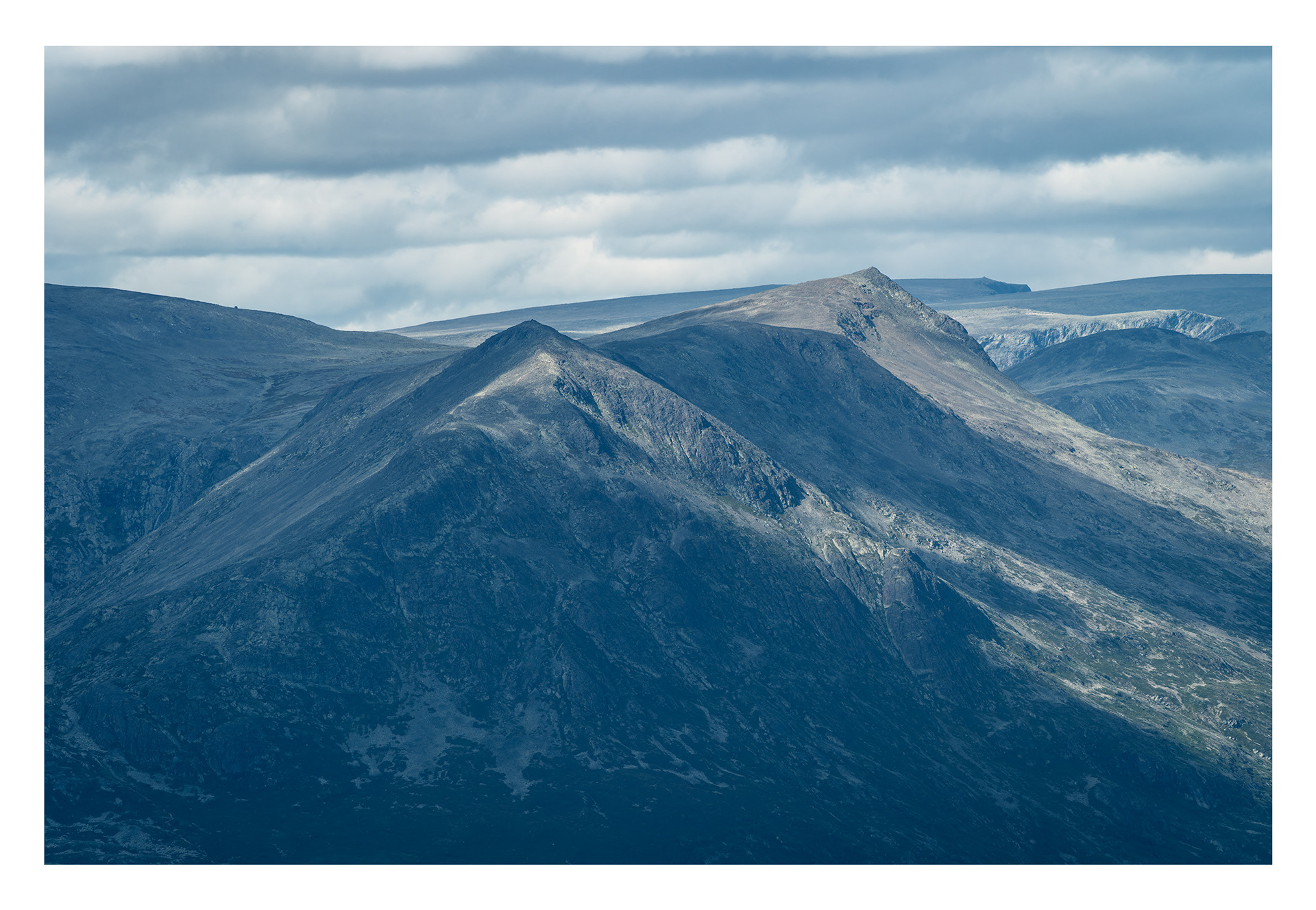 133. Fjell i lag.