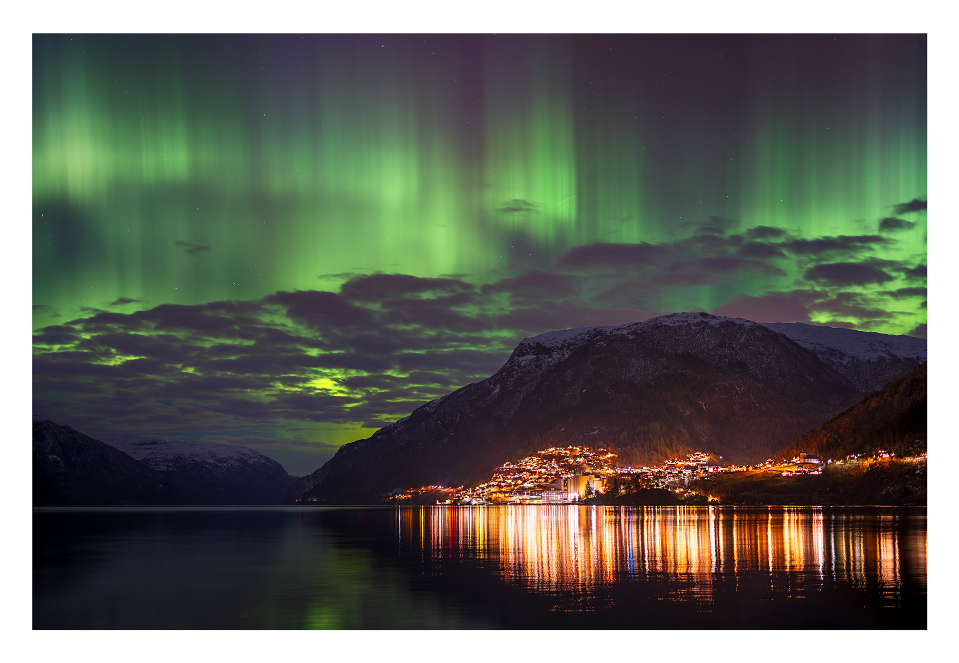17. Nordlys over Vaksdal.
