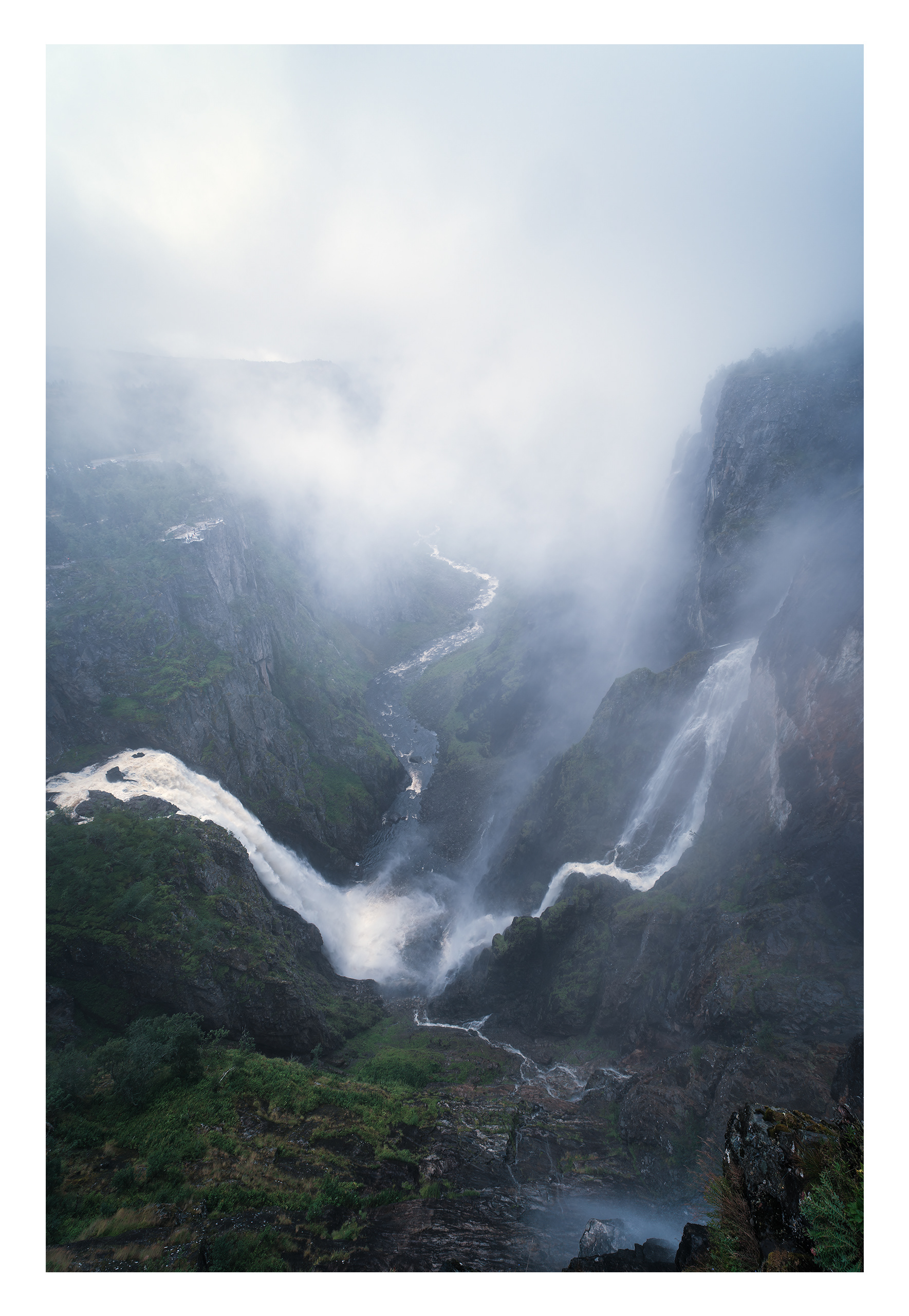 231. Vøringsfossen visar veg.
