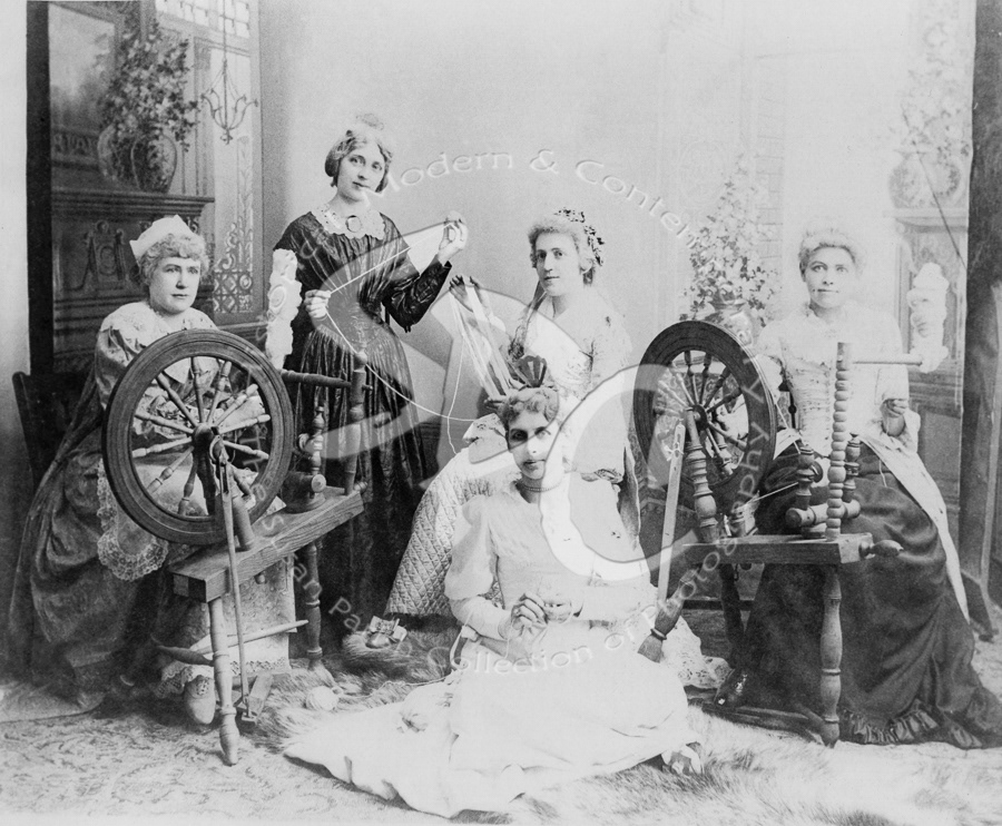 Actresses - Olympia Opera House