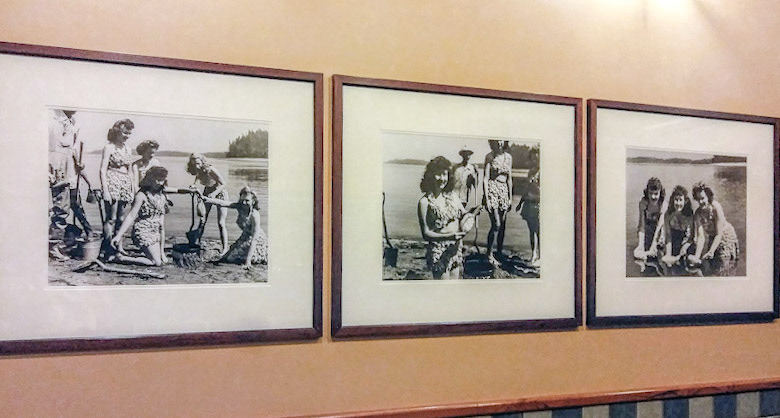 Commission - Elliott's Restaurant, Pier 56, Seattle, WA