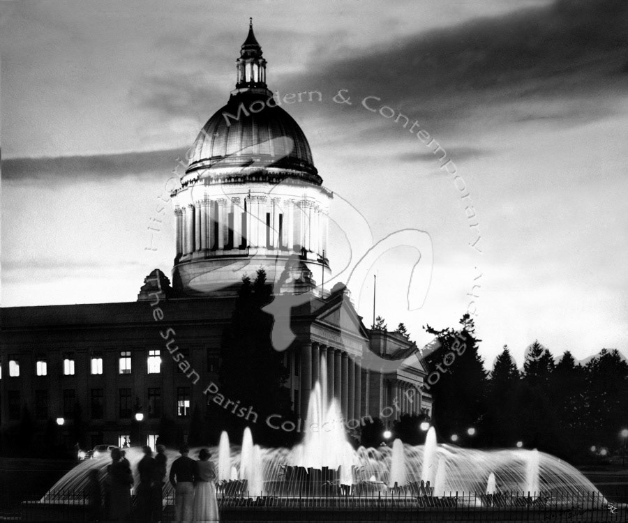 TIVOLI FOUNTAIN, CAPITOL CAMPUS, 1950