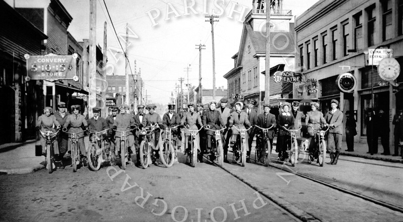 #W101 - OLYMPIA MOTORCYCLE CLUB 4TH AVE EAST - 40x22