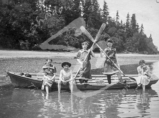 SUMMER ON THE SOUND by Joe Jeffers