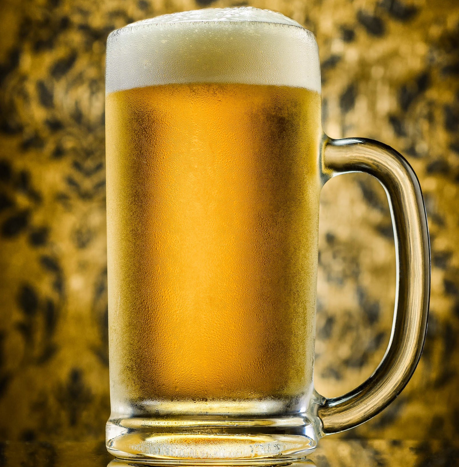 Bangkok Phroduct Photographer Glass of beer