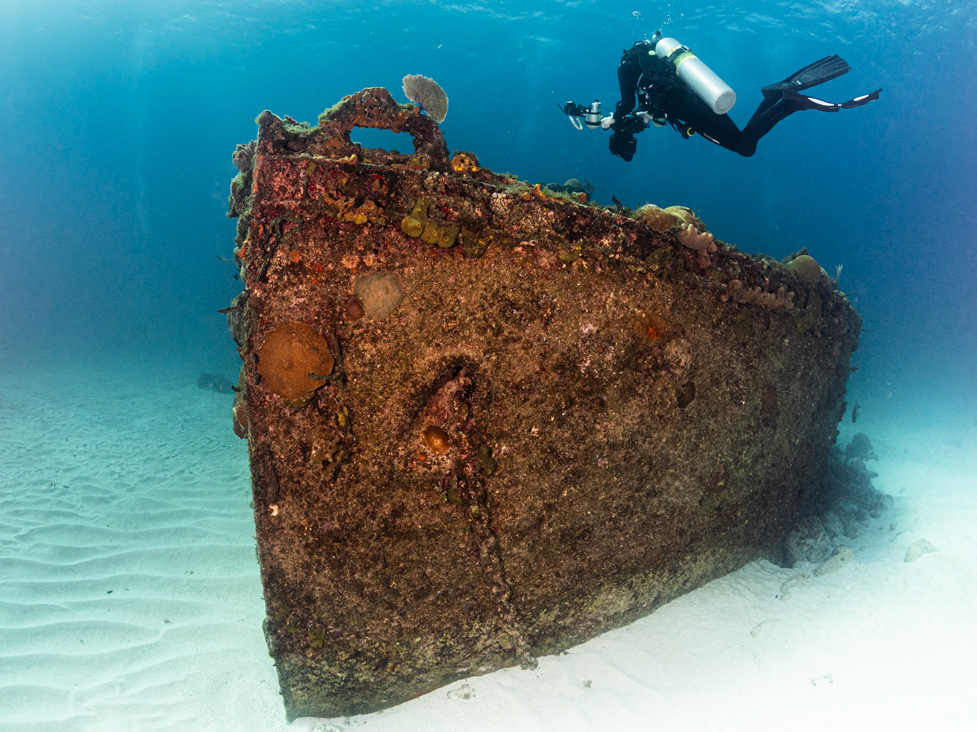 Soto Trader wreck
