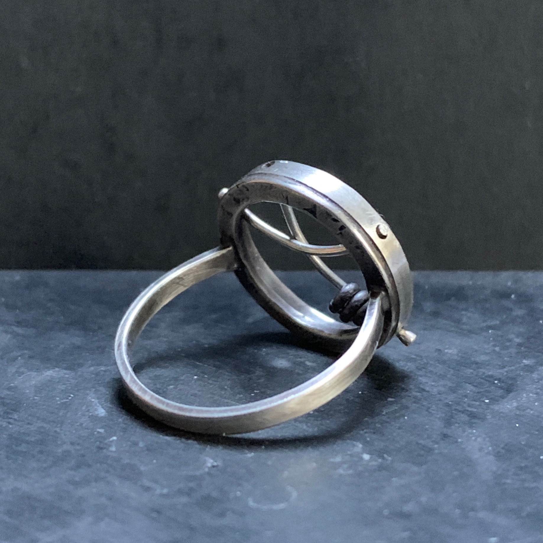 oxidized kinetic ring