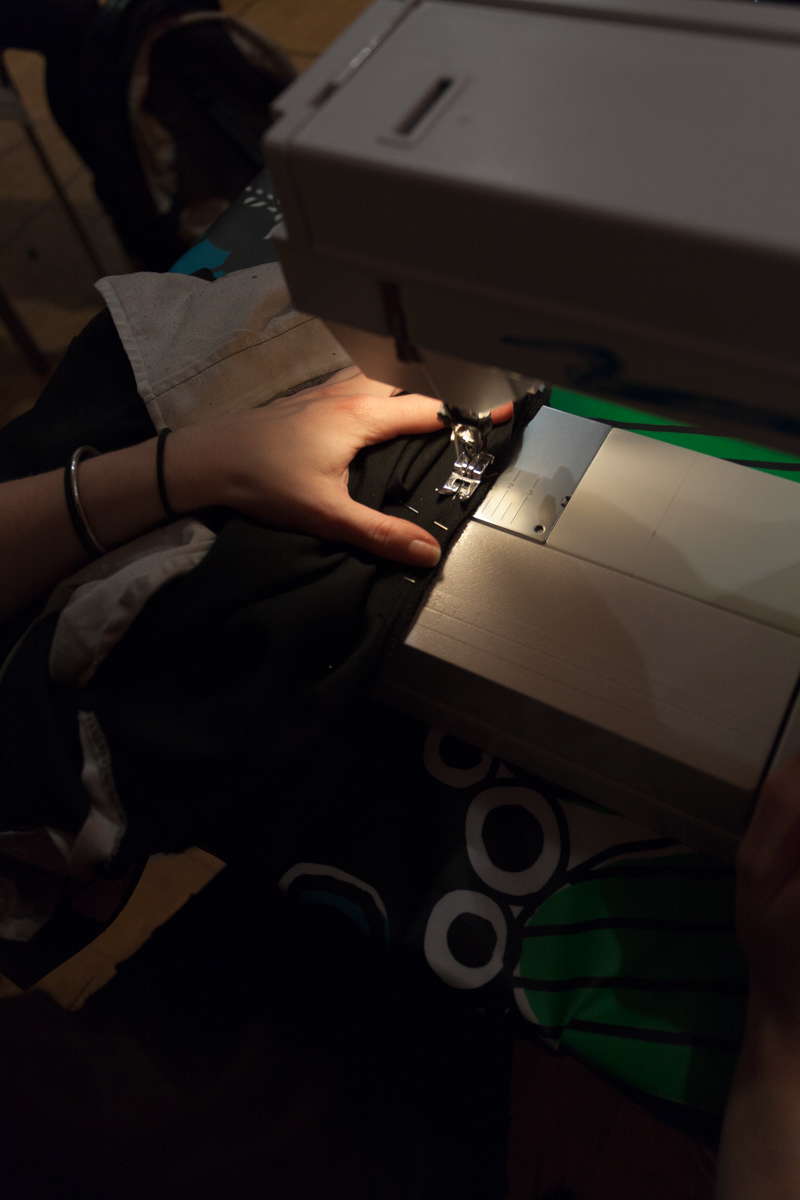 Repair-a-thon at the Designmuseo goes Vaatevallankumous event (2017), Photo: Jernej Čuček Gerbec