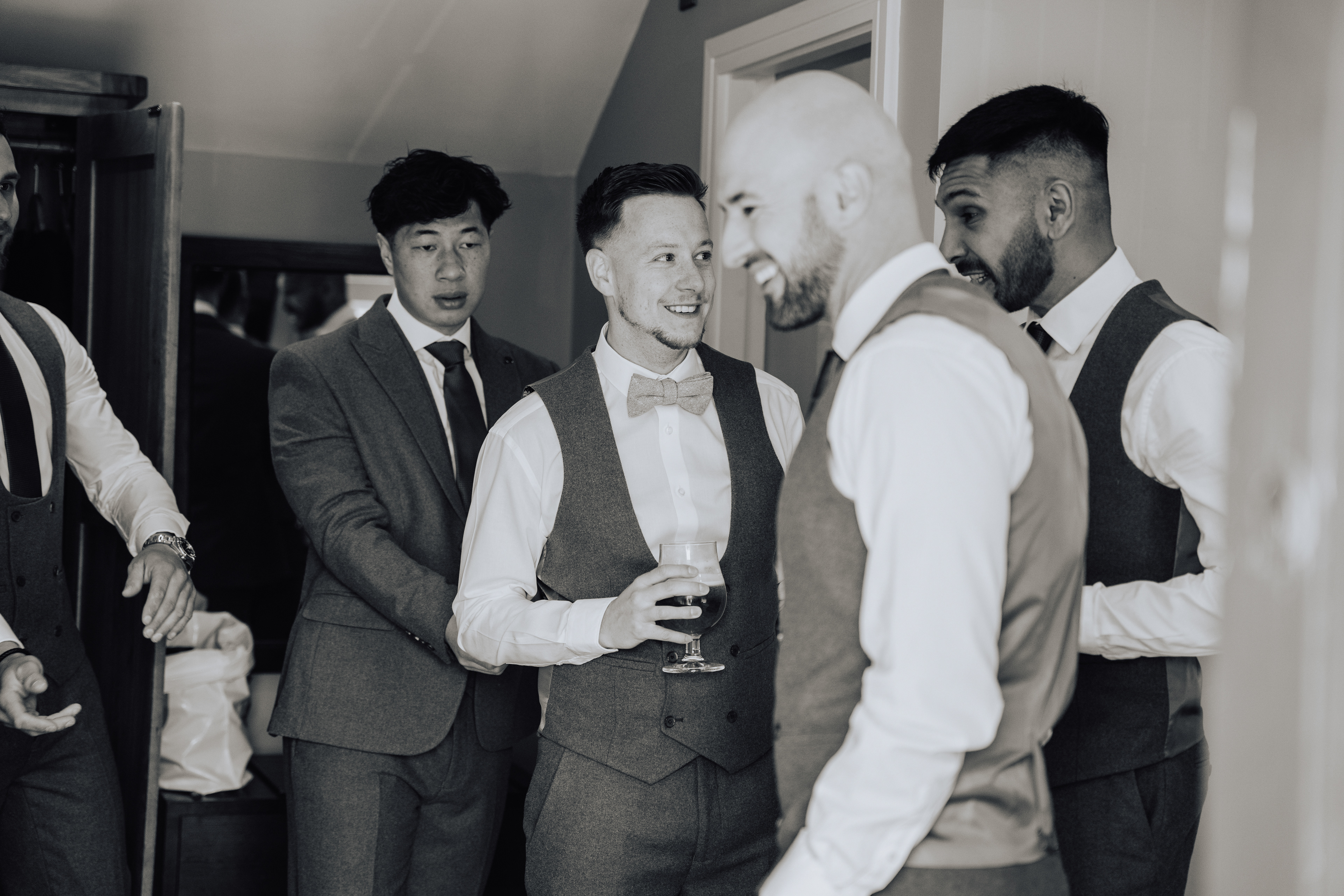 Wedding morning planning ideas and inspiration from a wedding photographer